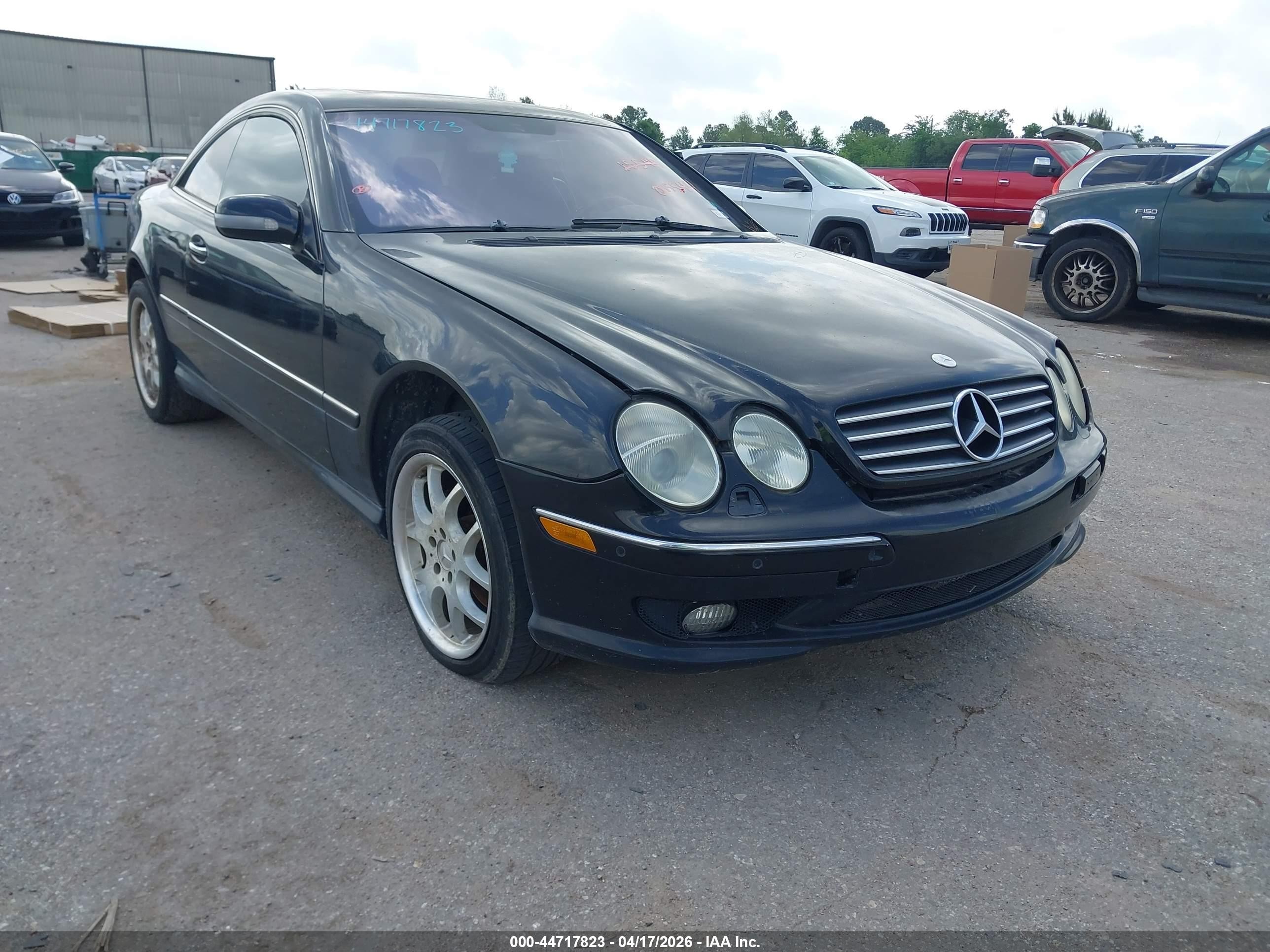 2001 Mercedes-Benz CL 500/600, VIN WDBPJ75J31A015544 — Front end