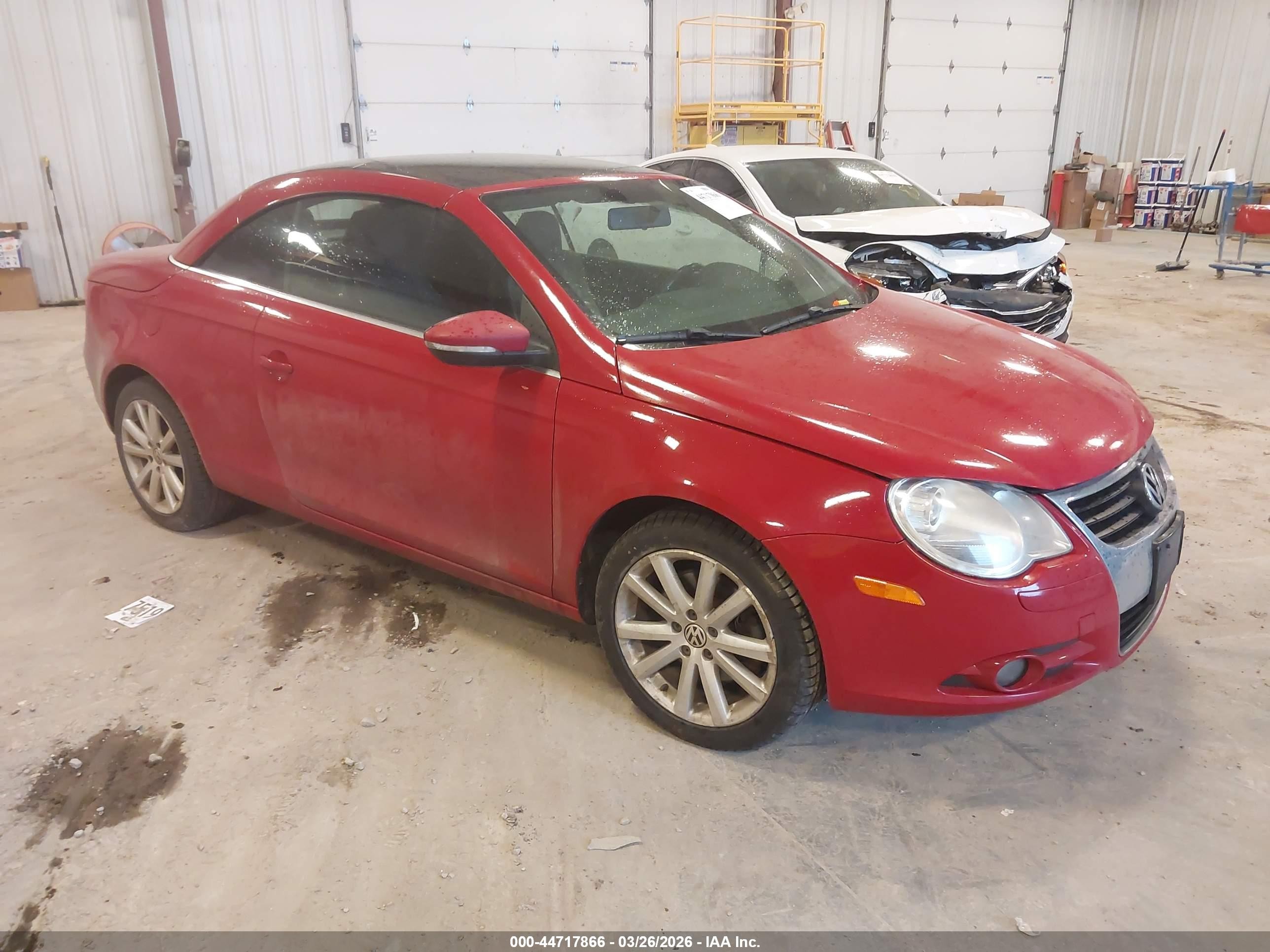 2010 Volkswagen Eos, VIN WVWAA7AH6AV022829 — Front end