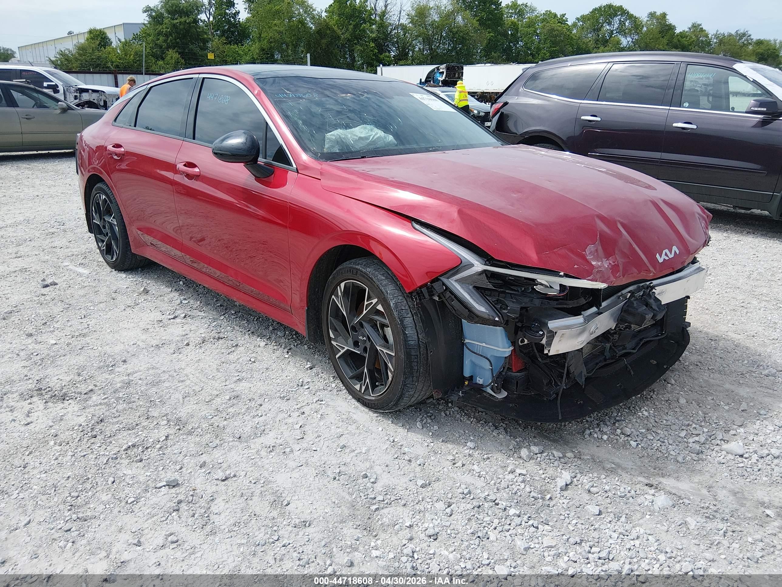 2025 Kia K5 GT-Line, VIN KNAG64J74S5301387 — Front end