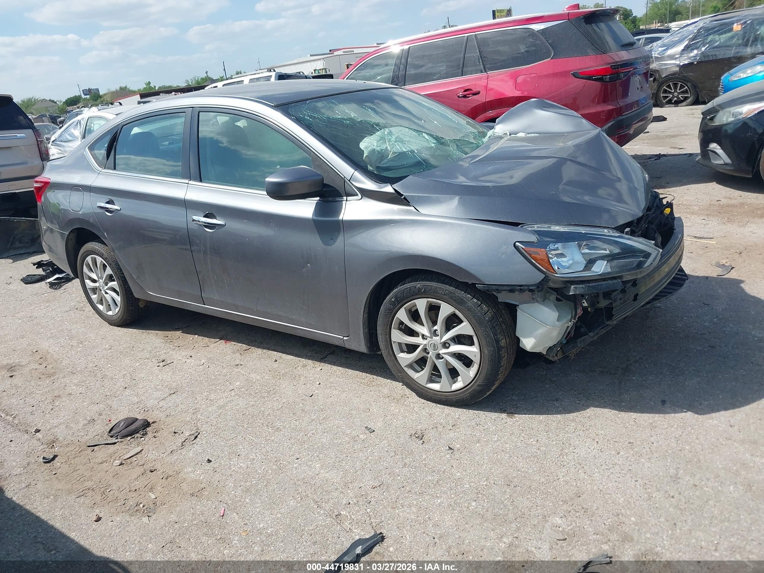 2019 Nissan Sentra S, VIN 3N1AB7AP4KY316953 — Front end