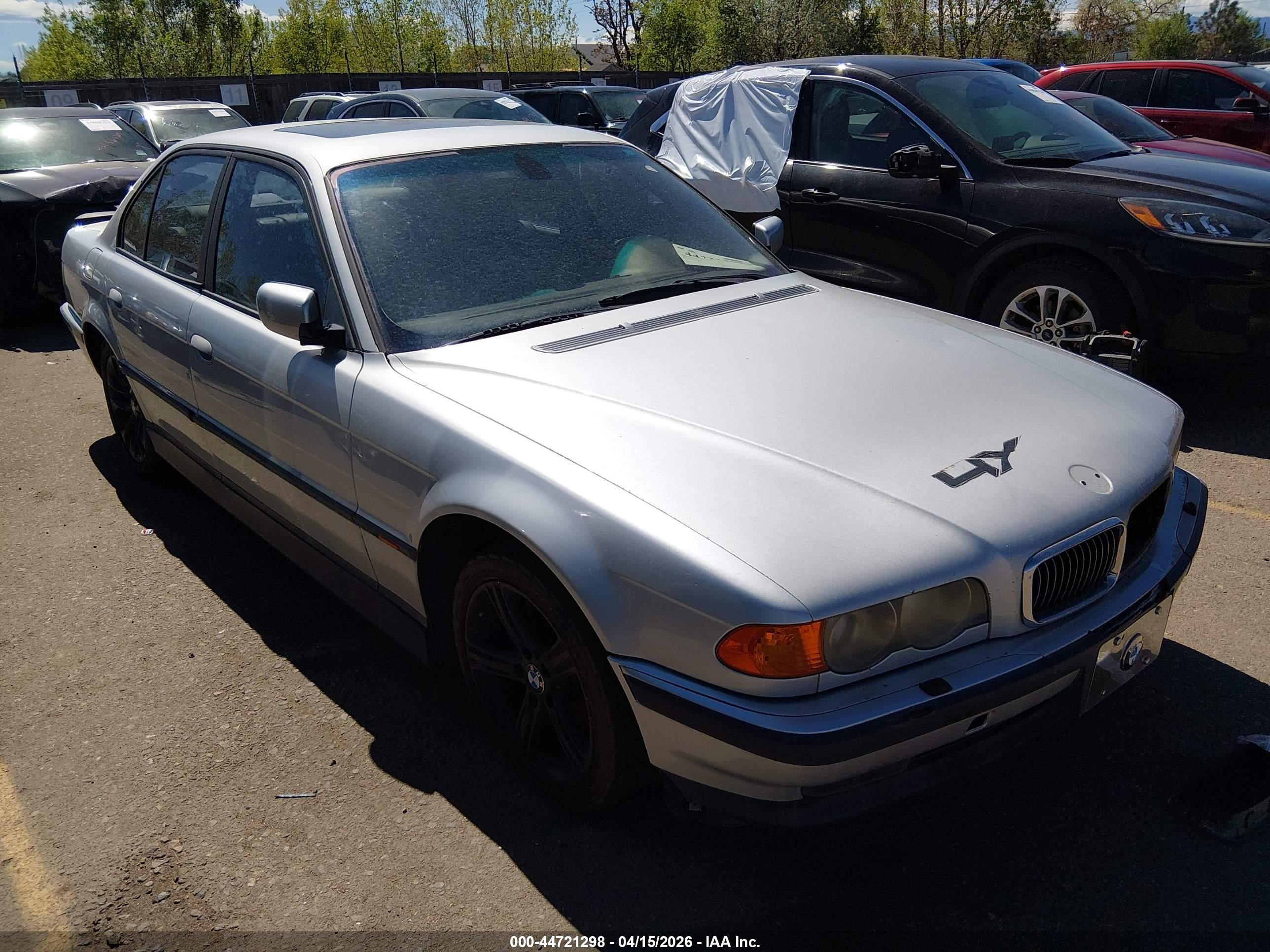2000 BMW 7 Series 740i, VIN WBAGG8347YDN80081 — Град