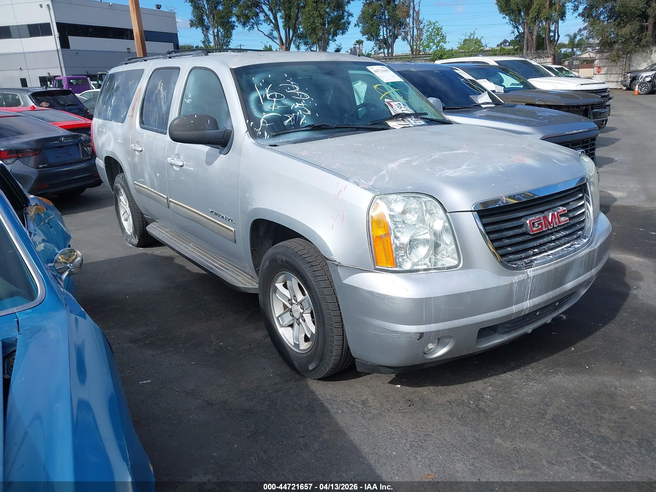 2014 GMC Yukon XL SLT, VIN 1GKS1KE08ER190891 — Vandalism