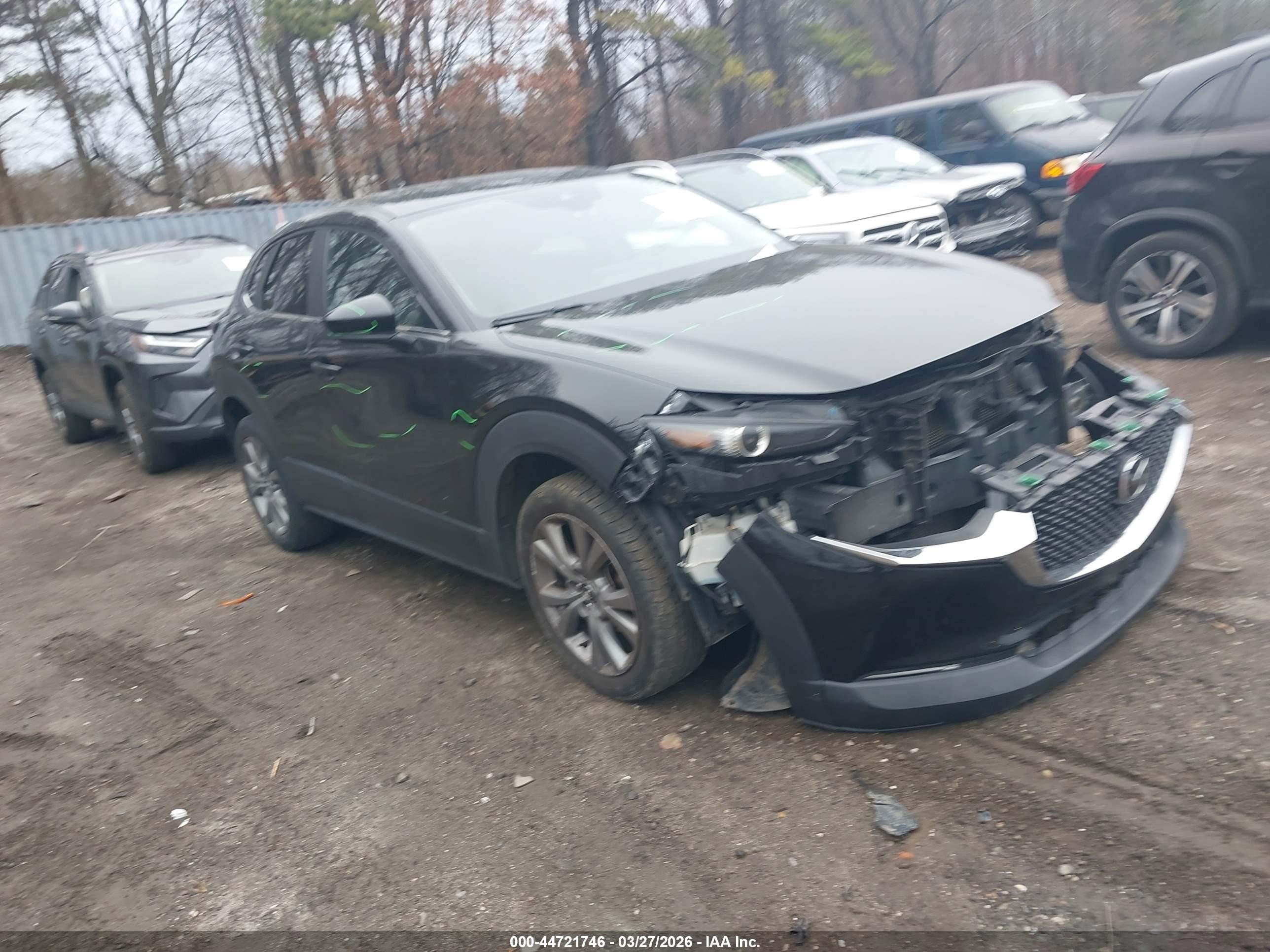 2021 Mazda CX-30 Select, VIN 3MVDMBBL3MM247037 — Front end