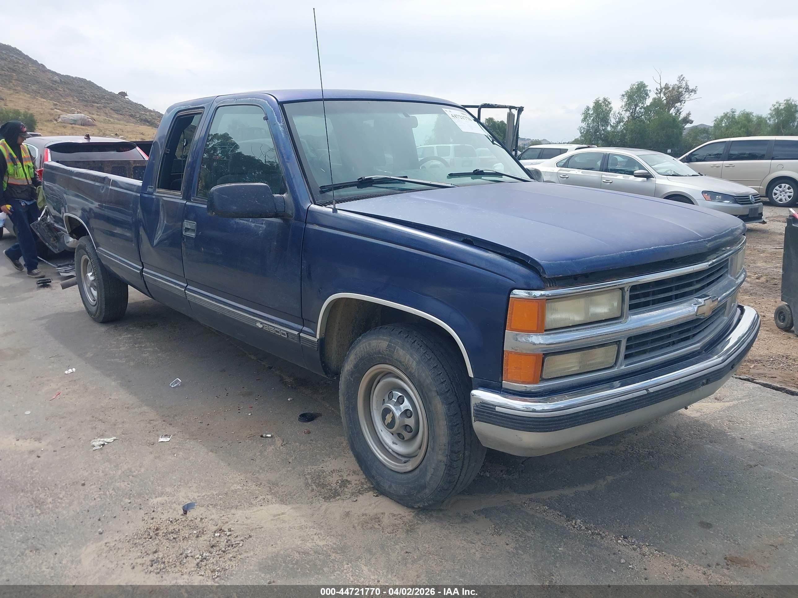 1996 Chevrolet Silverado 2500, VIN 1GCGC29R8TE194139 — Rear end