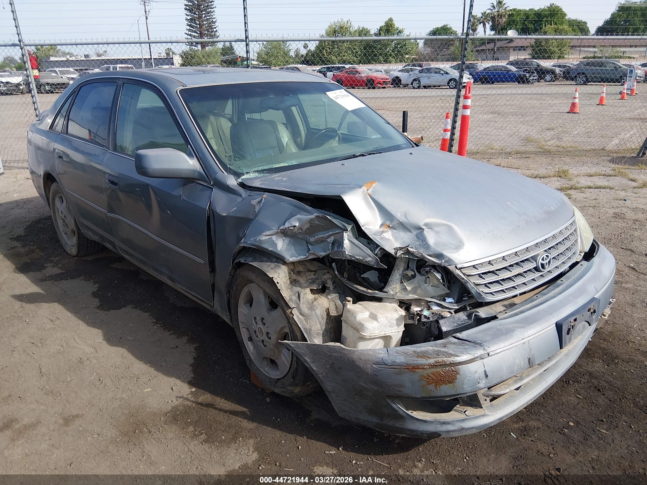 2004 Toyota Avalon XLS, VIN 4T1BF28B54U359282 — All over