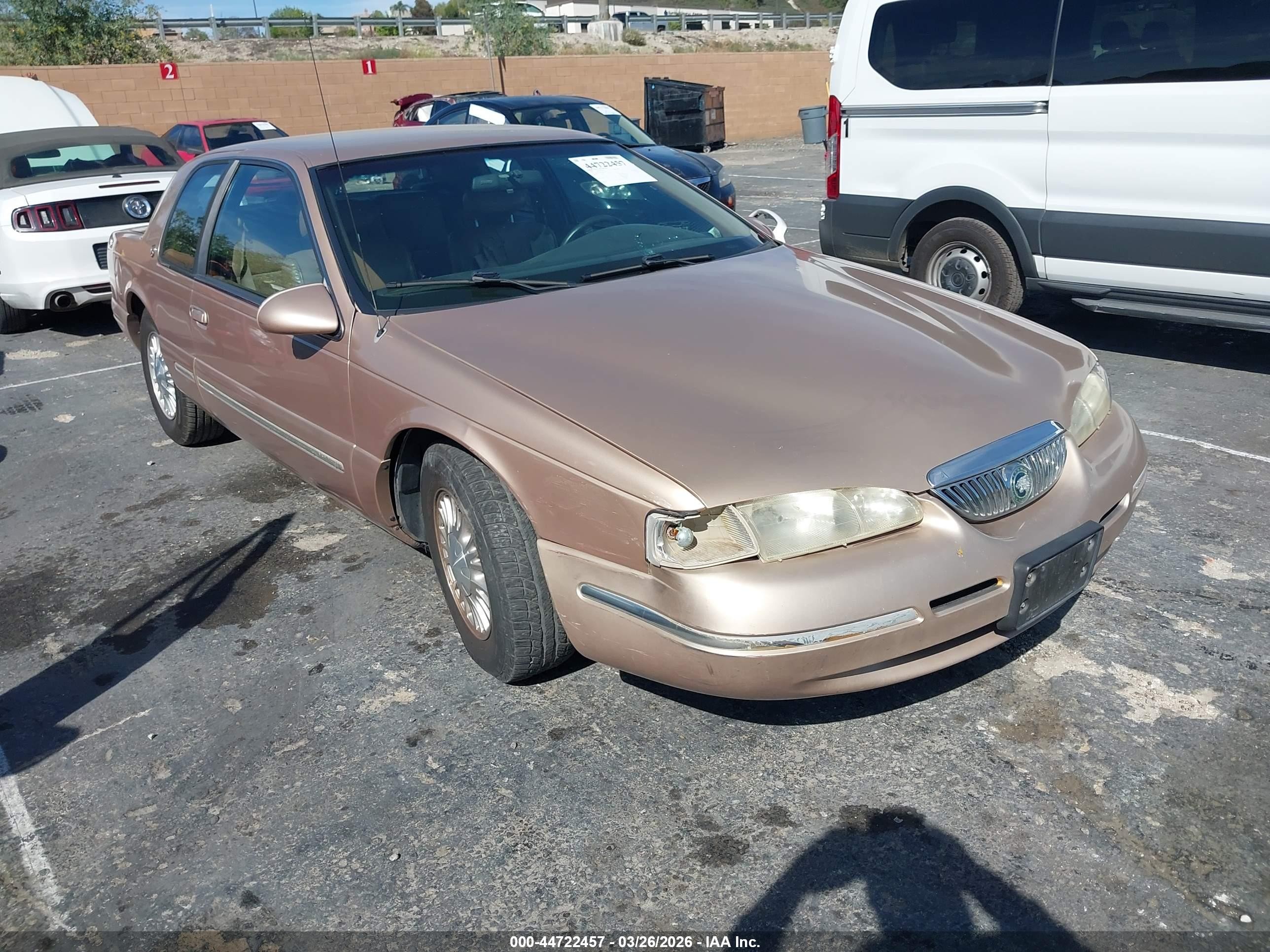 1996 Mercury Cougar, VIN 1MELM6245TH622943 — Front end