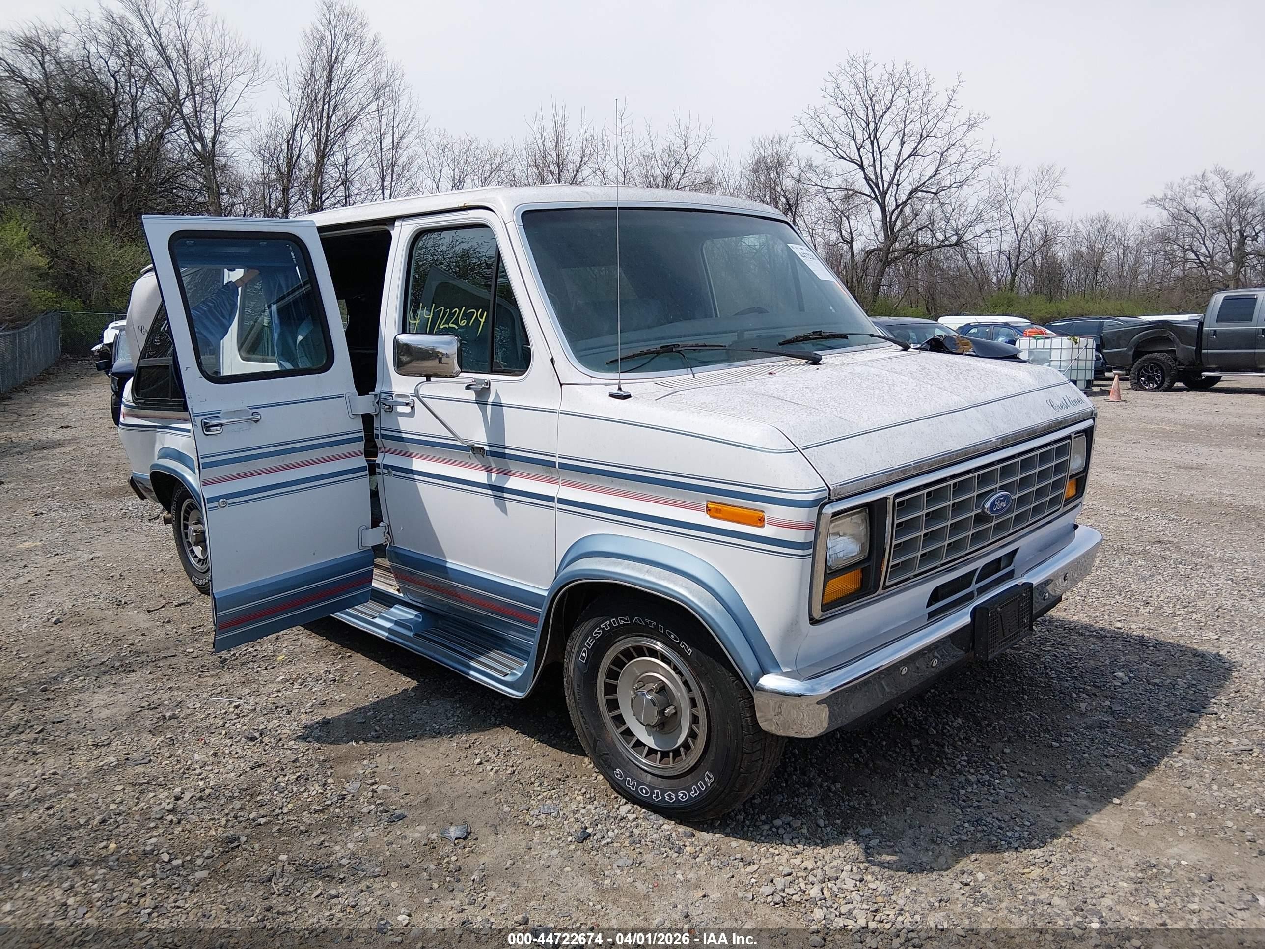 1991 Ford Econoline Cargo, VIN 1FTEE14N7MHA05576 — Rear end