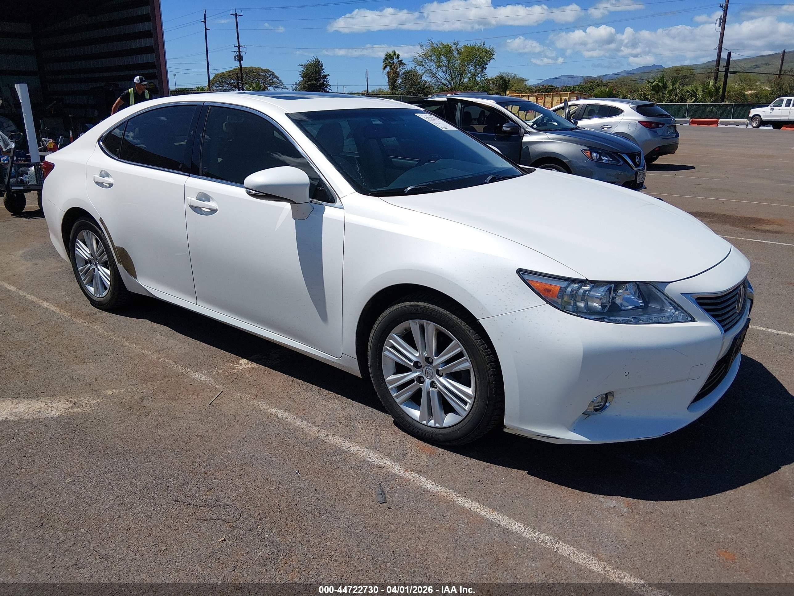 2015 Lexus ES 330, VIN JTHBK1GG7F2177975 — Water / flood
