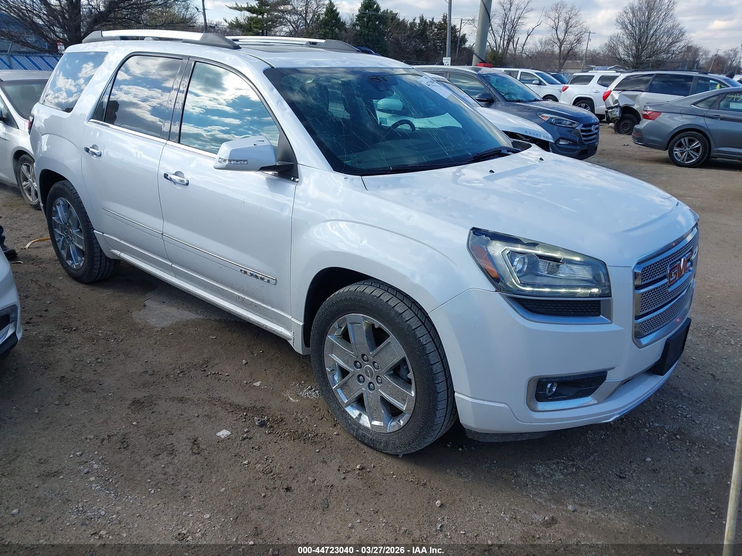 2016 GMC Acadia Denali, VIN 1GKKVTKD7GJ146724 — Град