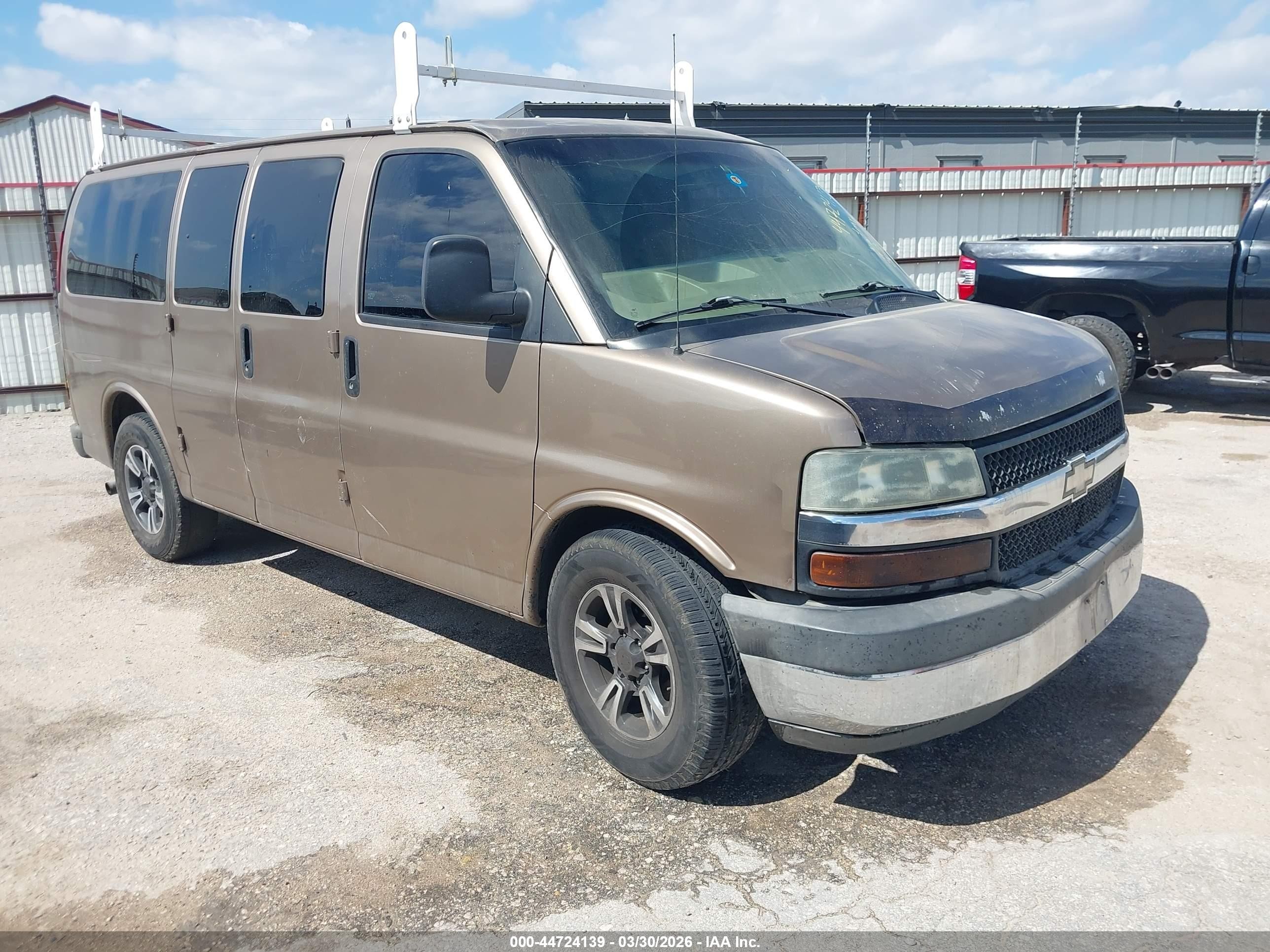 2004 Chevrolet Express Passenger, VIN 1GNFG15T341126827 — All over