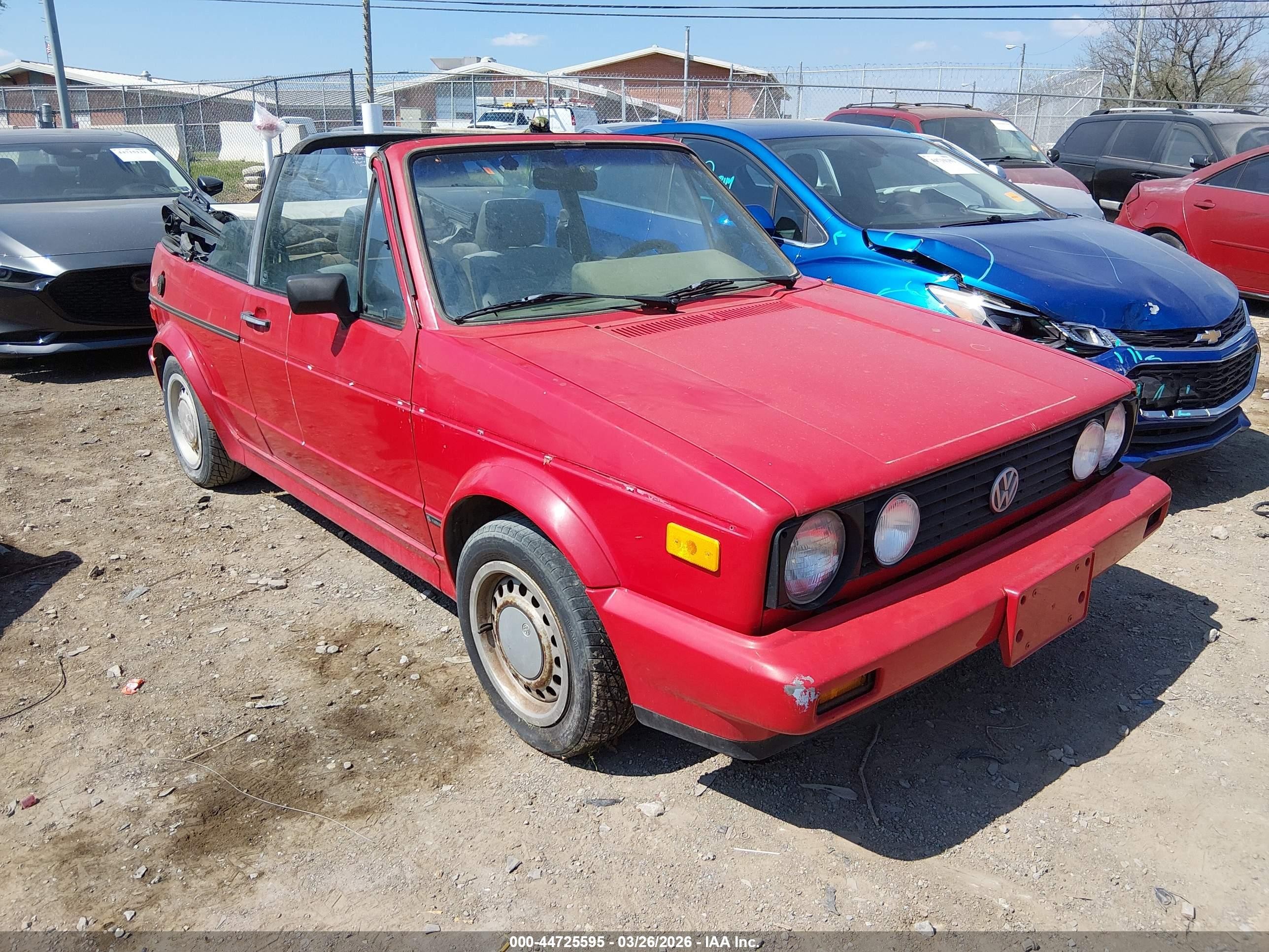 1989 Volkswagen Cabriolet, VIN WVWCA0159KK004818 — Крыша