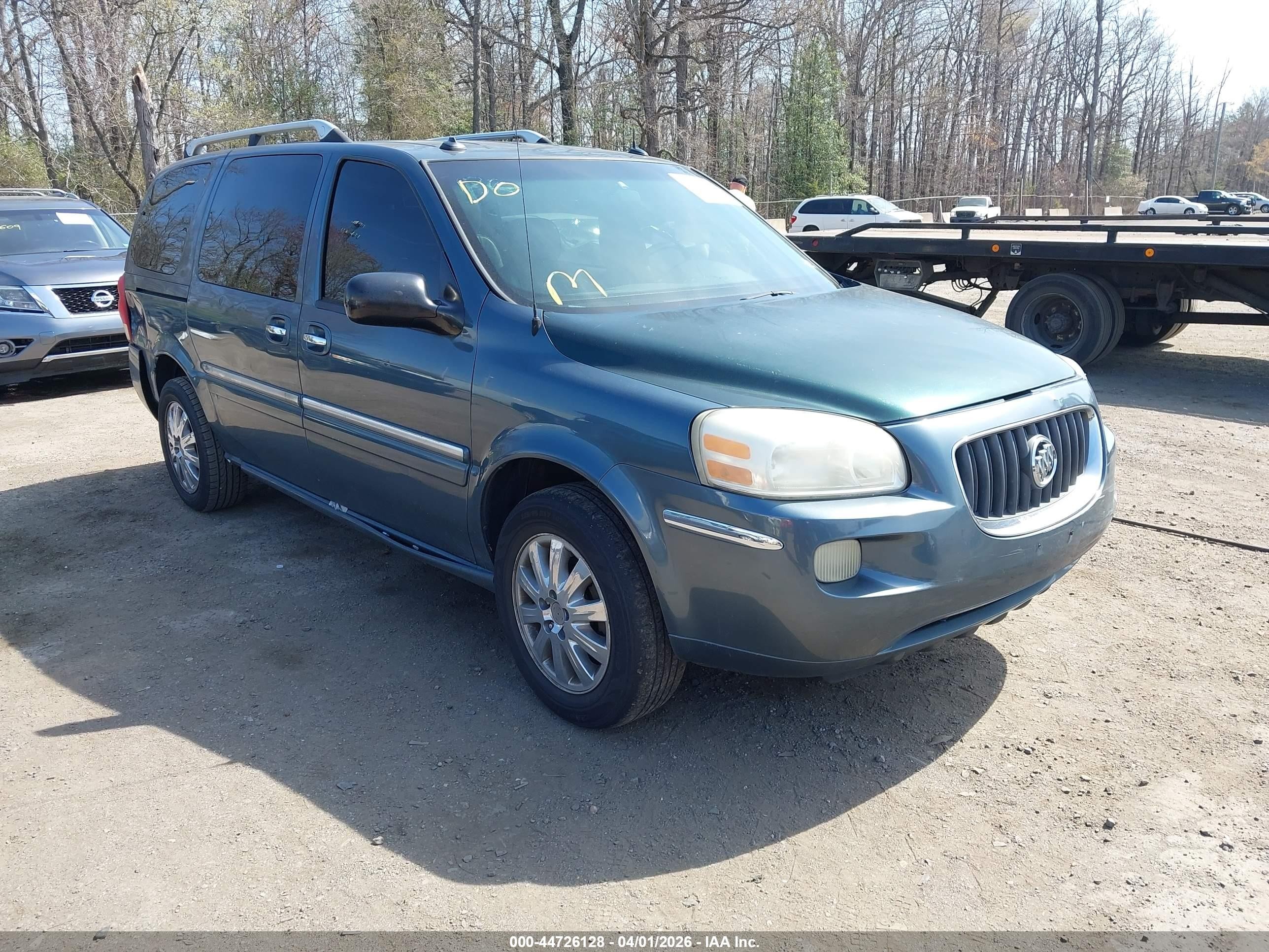 2005 Buick Terraza CXL, VIN 5GADV33L75D222448 — Side