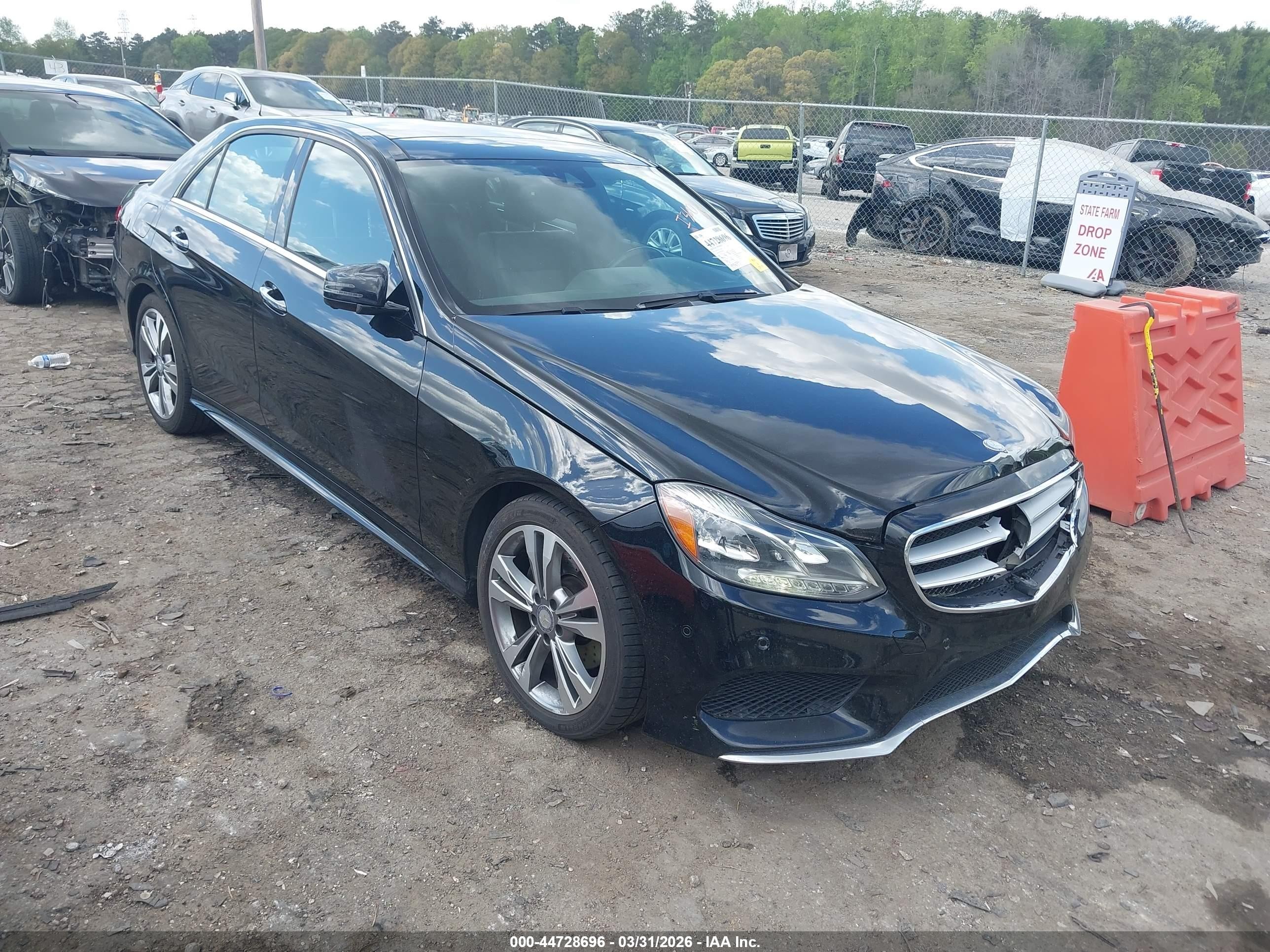 2016 Mercedes-Benz E 350 Sport, VIN WDDHF5KB7GB269680 — Front end