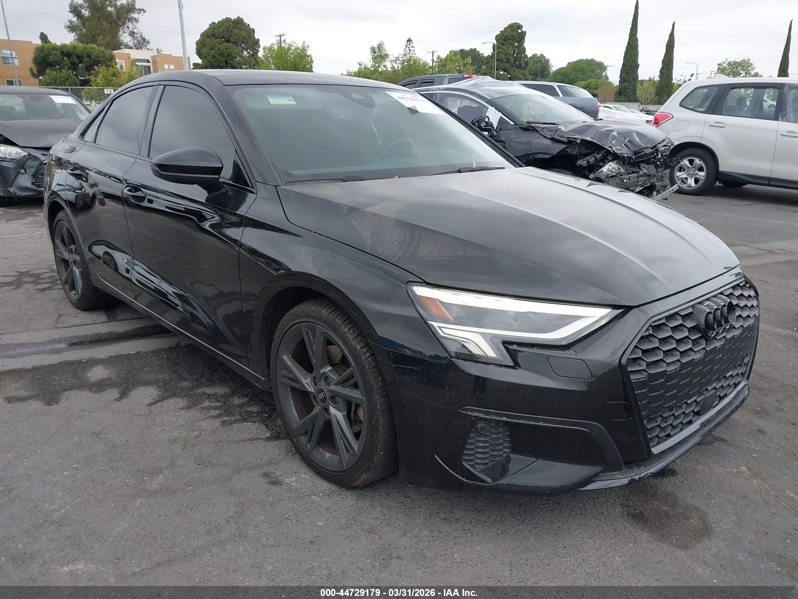 2024 Audi A3 Premium, VIN WAUAUDGY8RA013191 — Бок