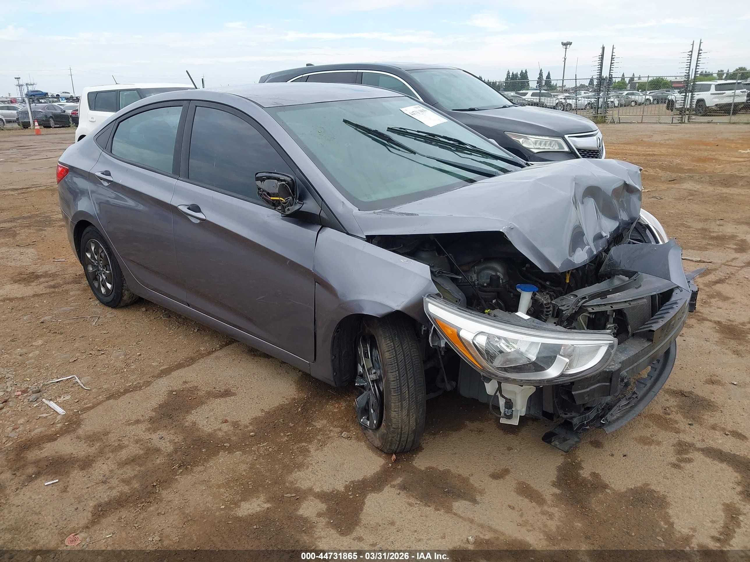 2016 Hyundai Accent SE, VIN KMHCT4AE2GU151619 — Перед