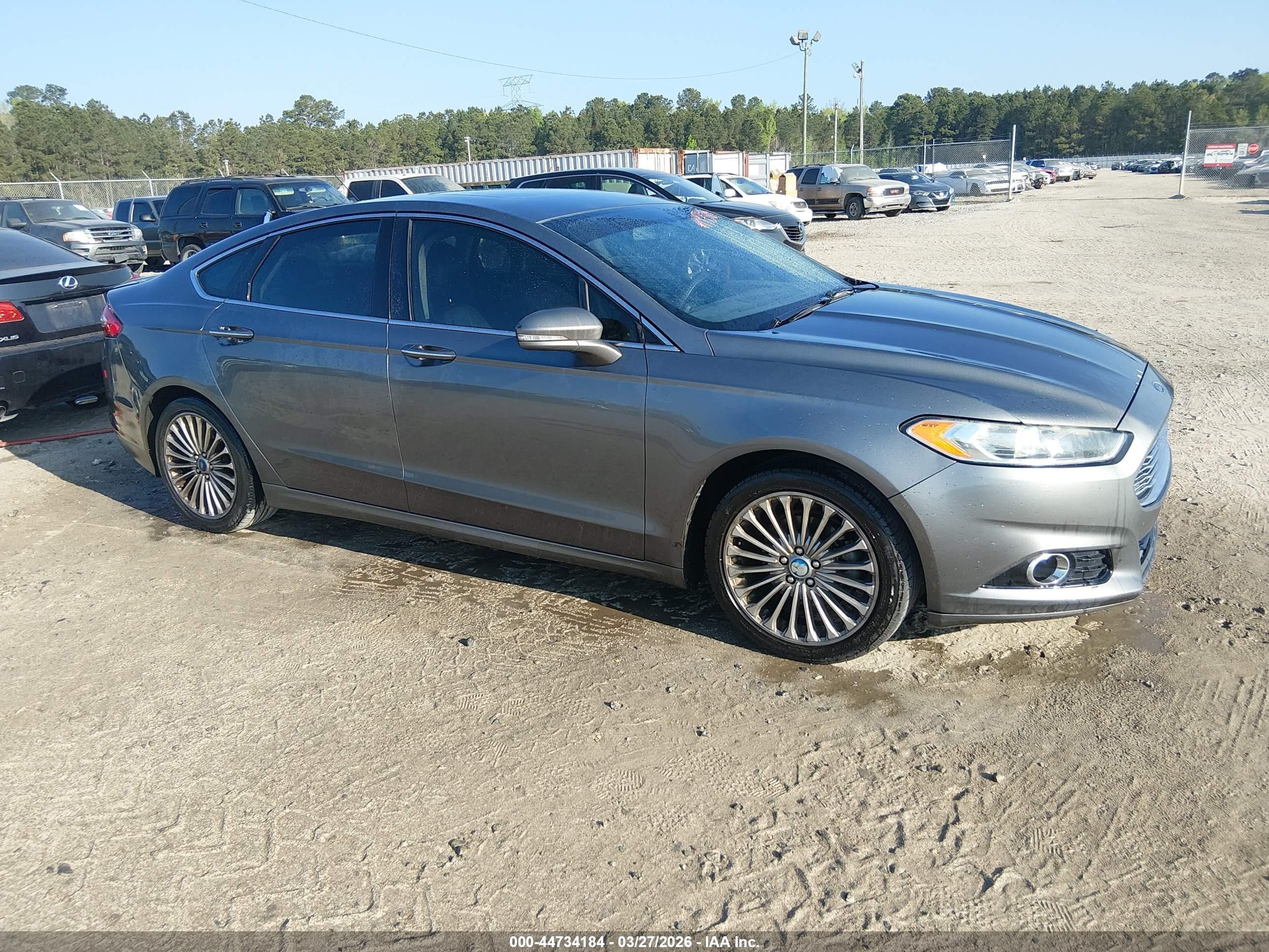 2013 Ford Fusion Titanium, VIN 3FA6P0K91DR365557 — Side