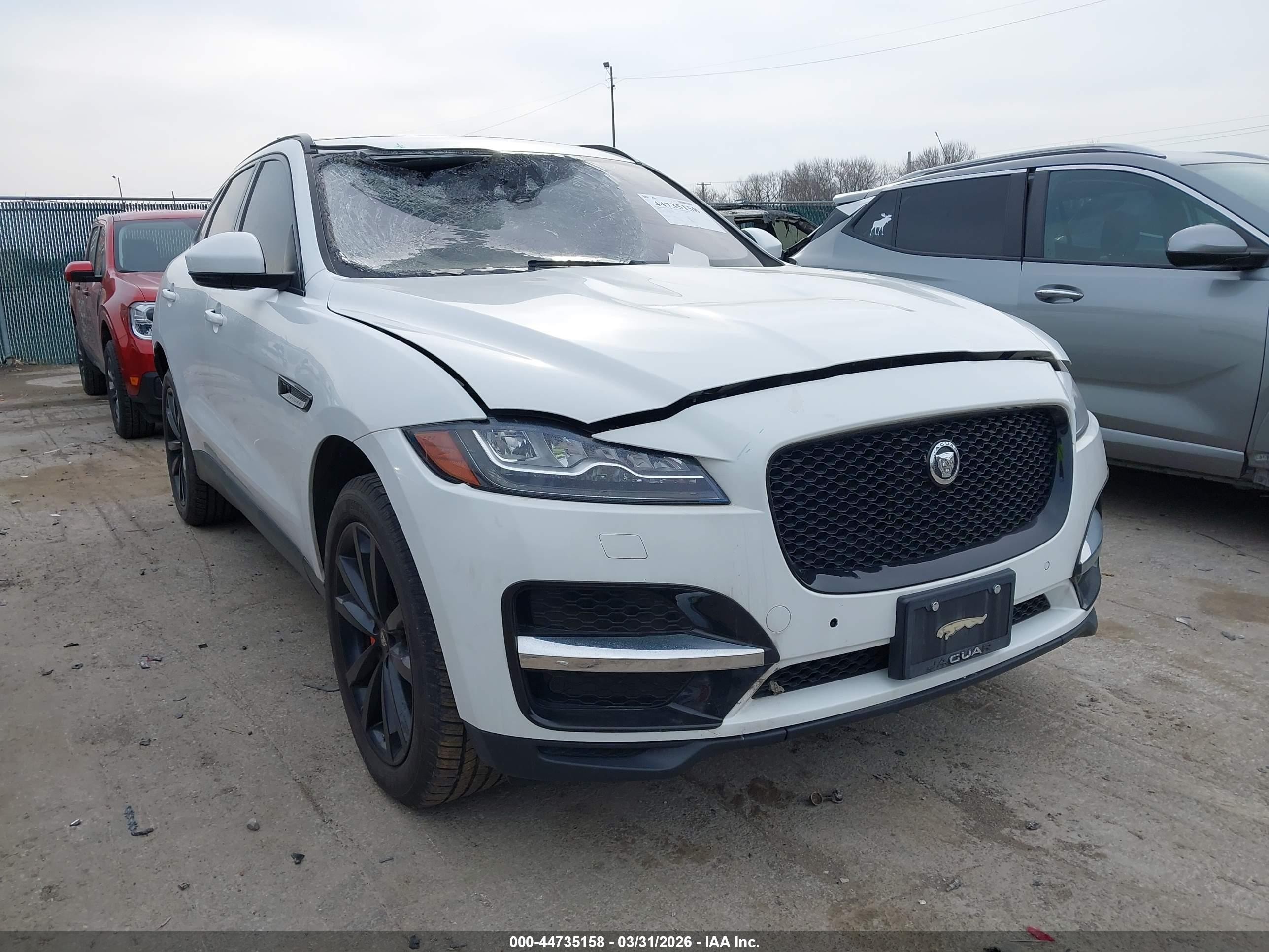 2017 Jaguar F-Pace 35t Prestige, VIN SADCK2BV5HA491302 — Roof