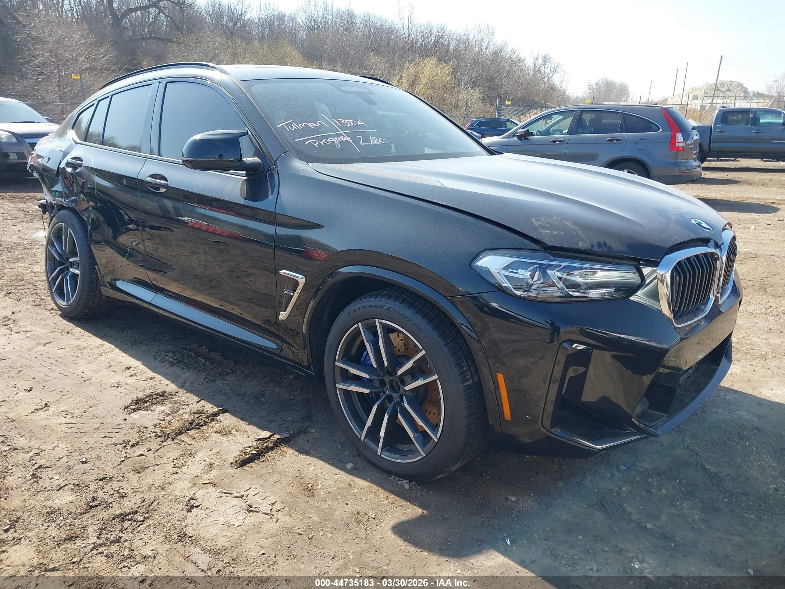 2025 BMW X4 M, VIN 5YM23EC00S9Z10004 — Зад