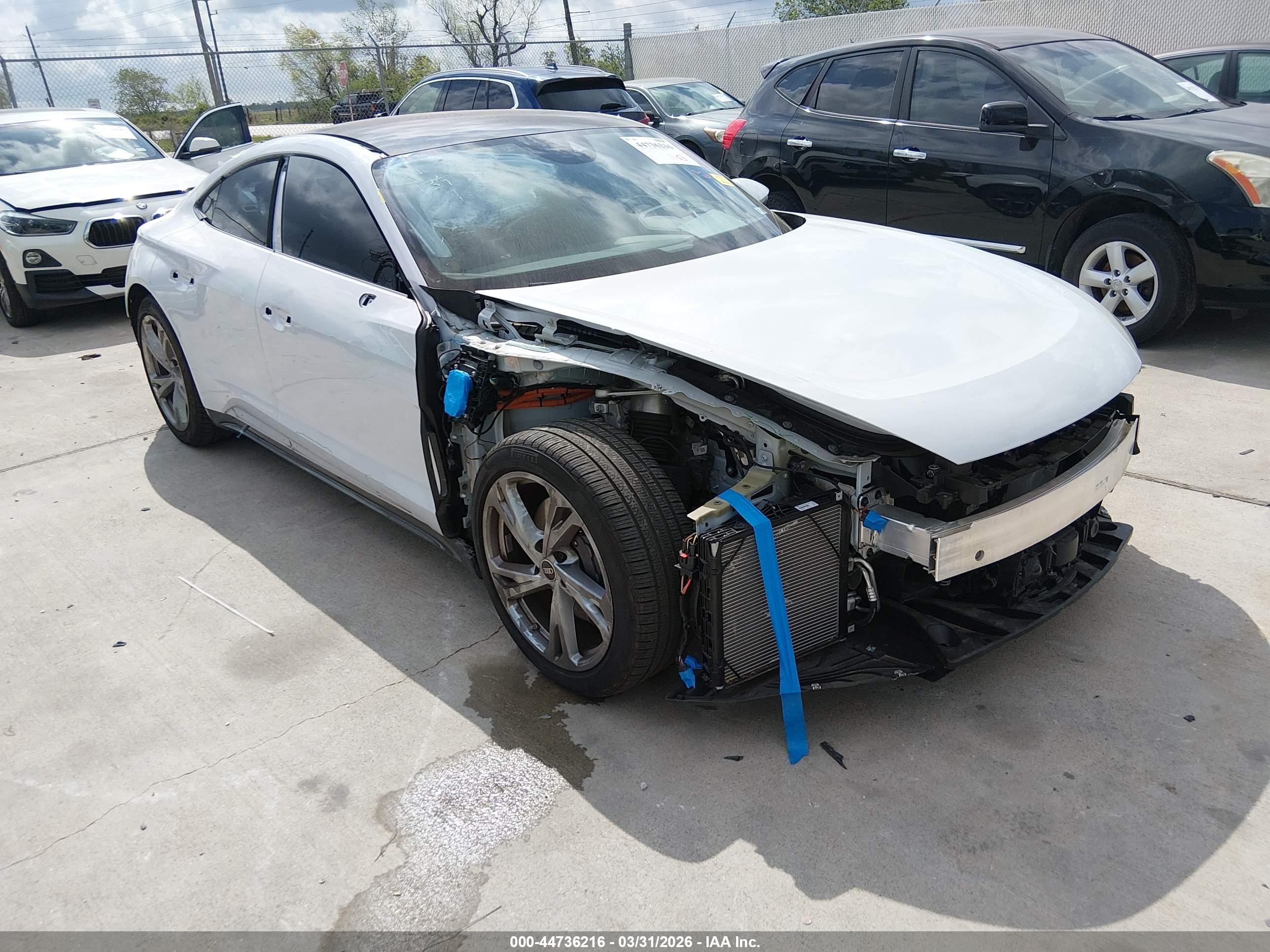2024 Audi e-tron GT Premium Plus, VIN WAUFJBFW1R7004445 — Фото с аукциона