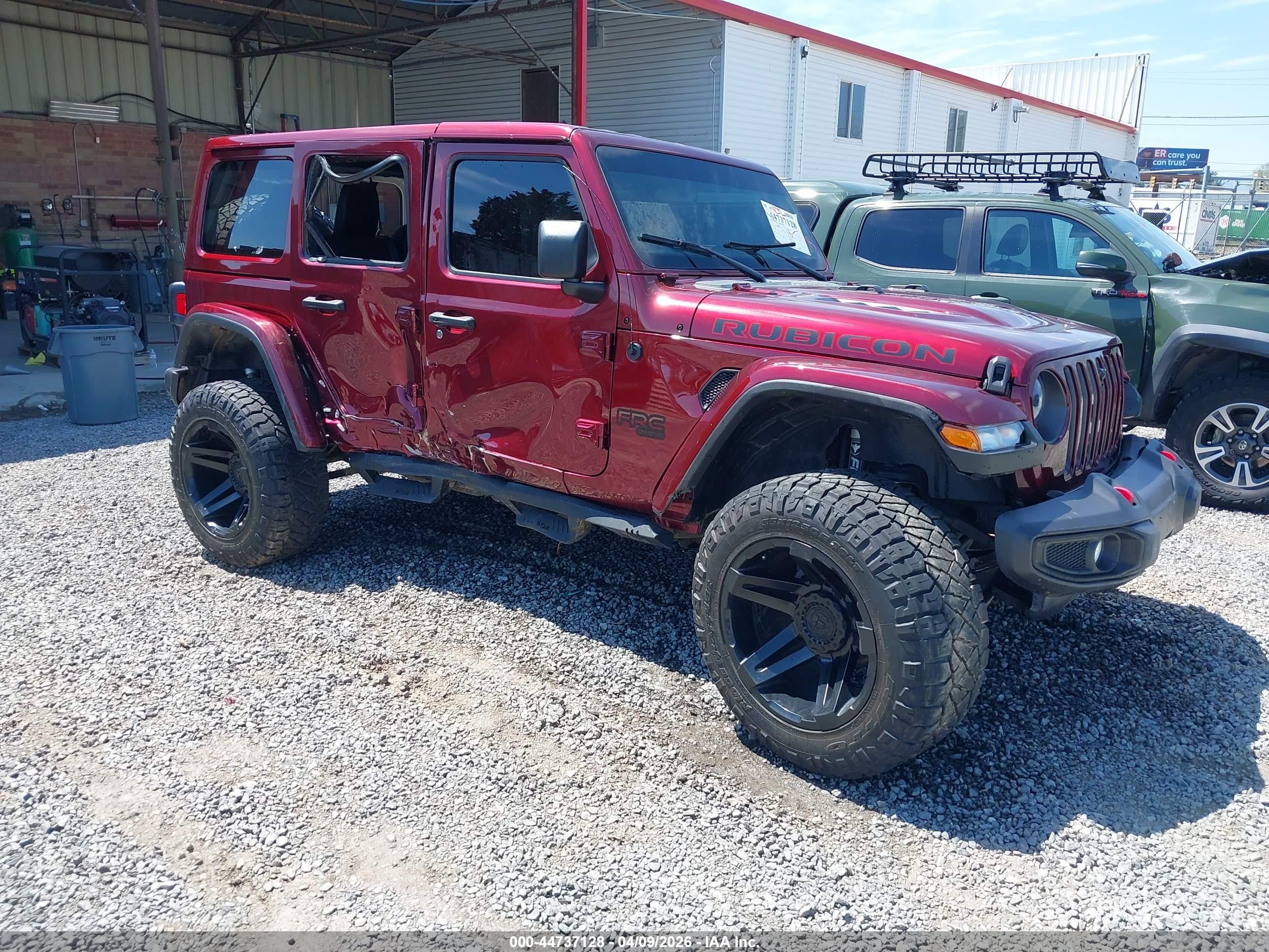 2022 Jeep Wrangler Unlimited Rubicon, VIN 1C4HJXFG1NW138583 — Side