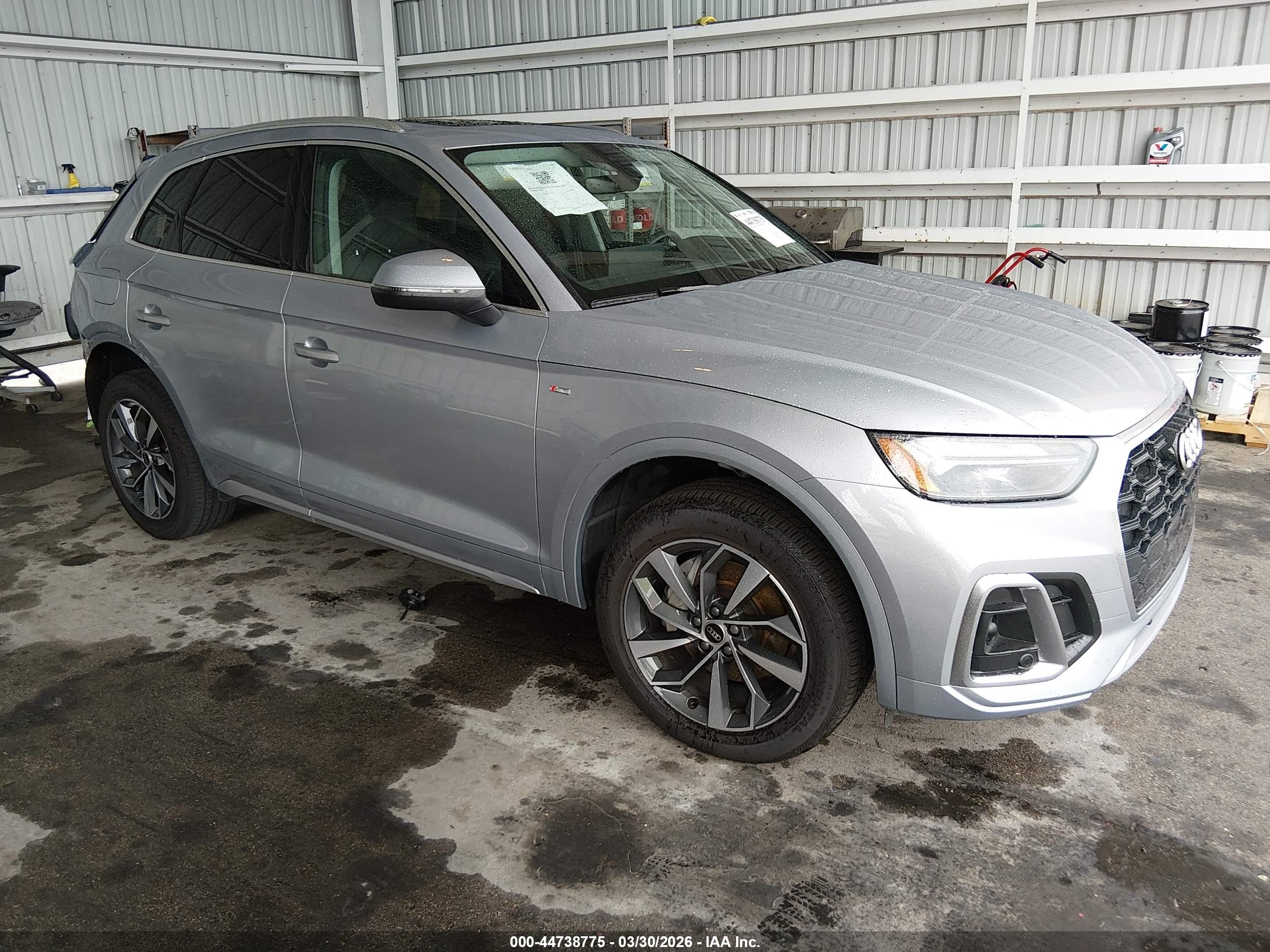 2023 Audi Q5 S line Premium Plus, VIN WA1EAAFY6P2114230 — Rear end
