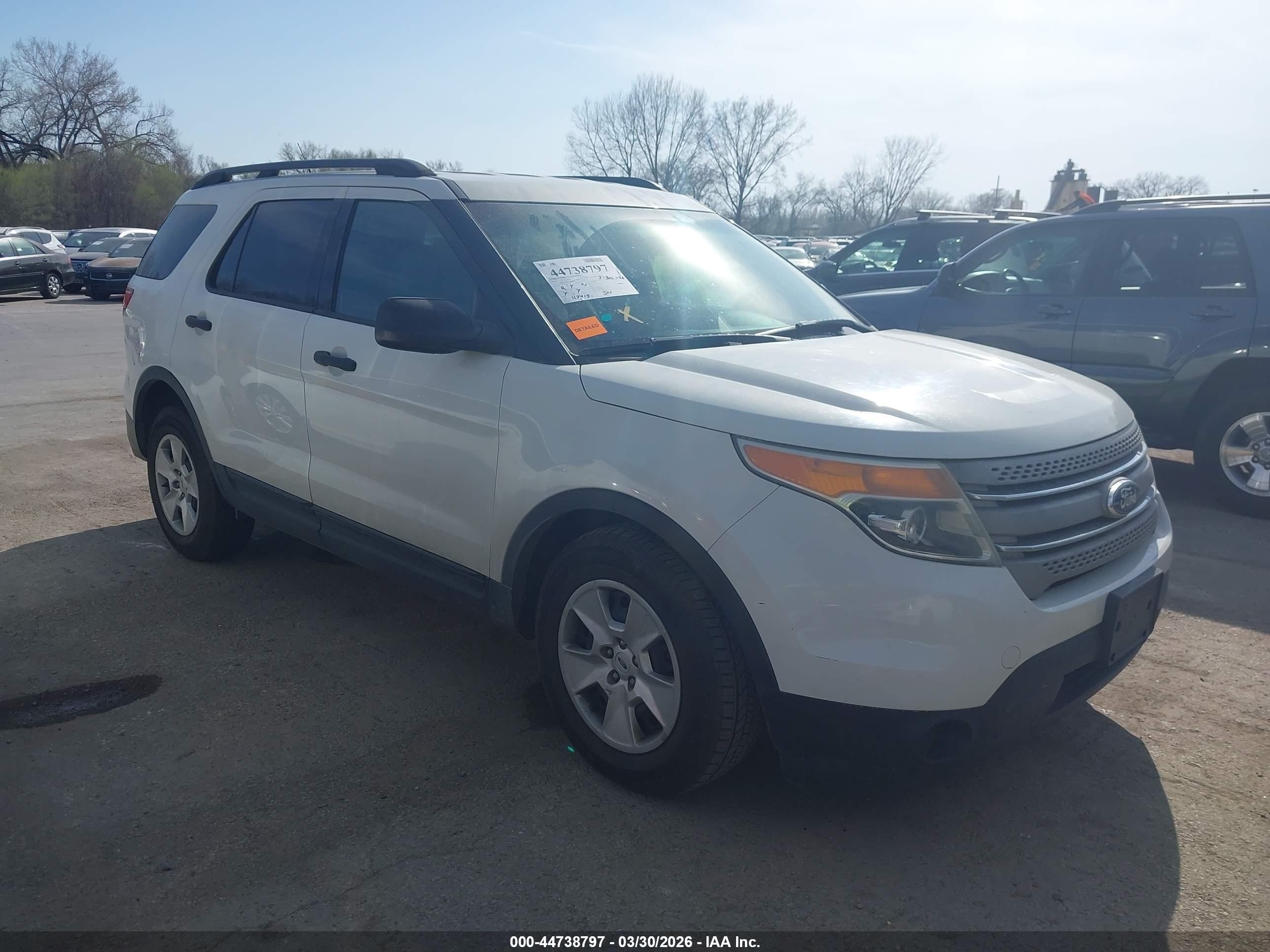 2011 Ford Explorer, VIN 1FMHK8B86BGA39664 — Зад