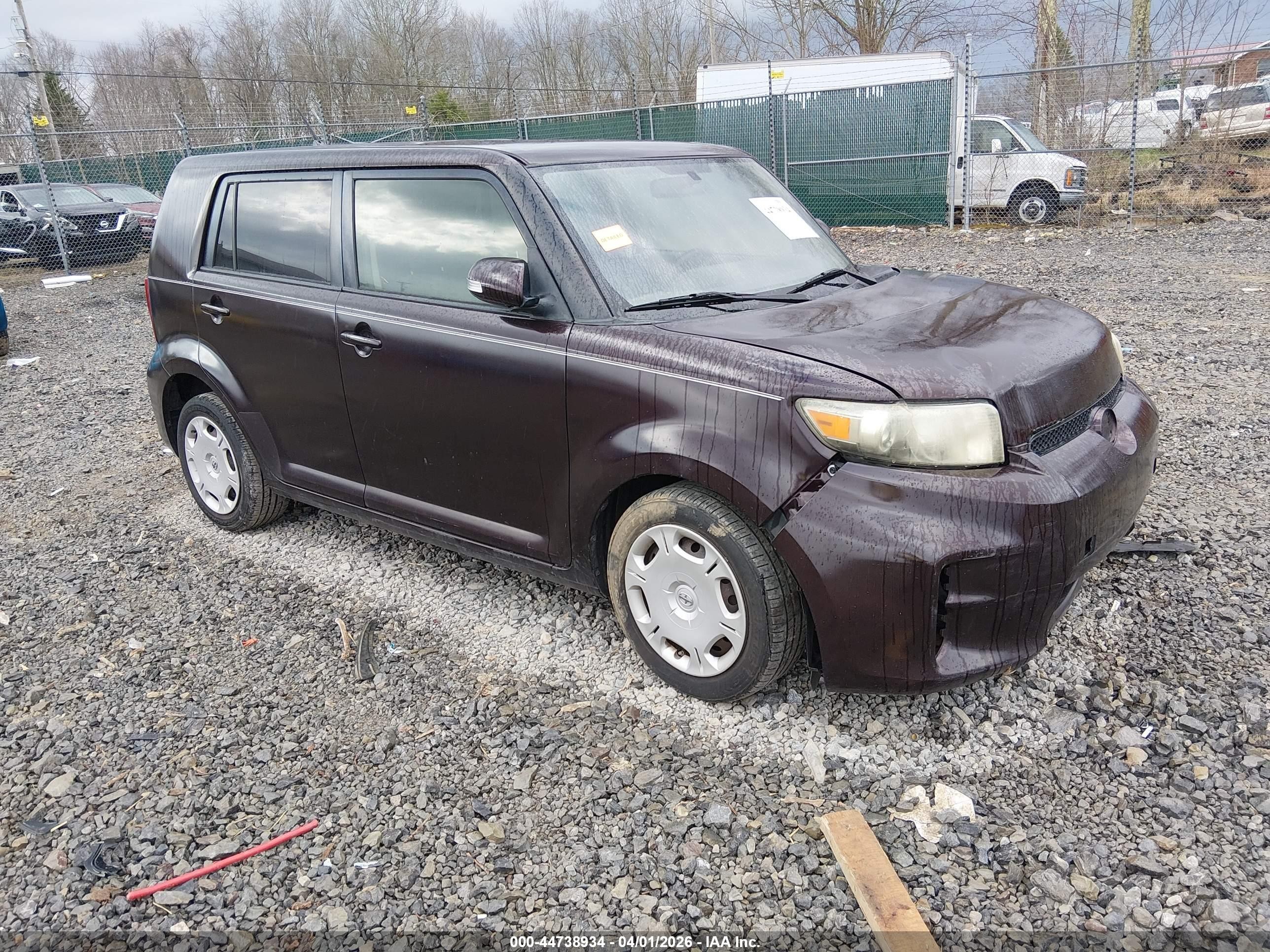 2014 Scion xB, VIN JTLZE4FE4EJ053146 — Front end