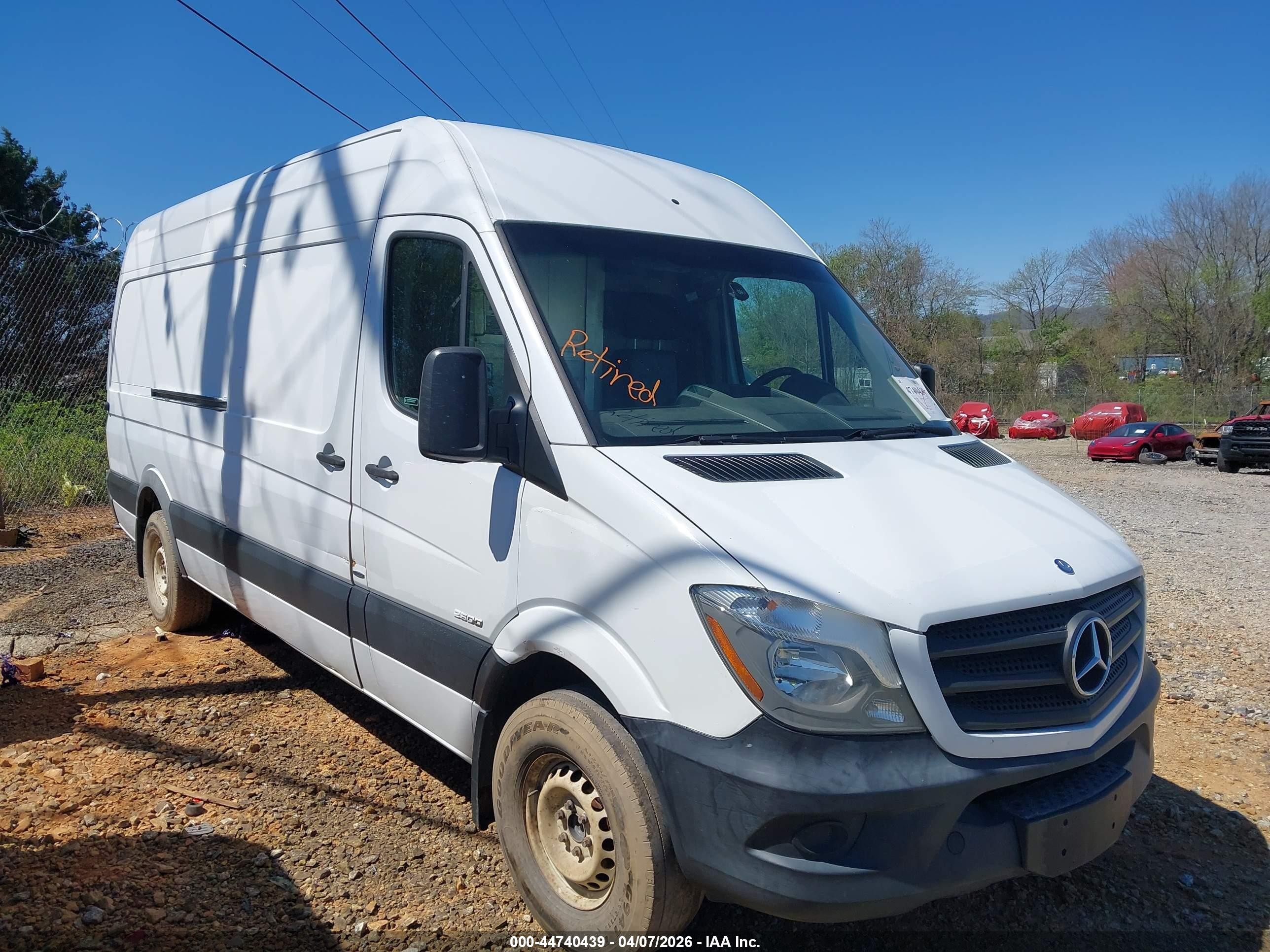 2015 Mercedes-Benz Sprinter Cargo EXT, VIN WD3PE8DB2FP127840 — Normal wear