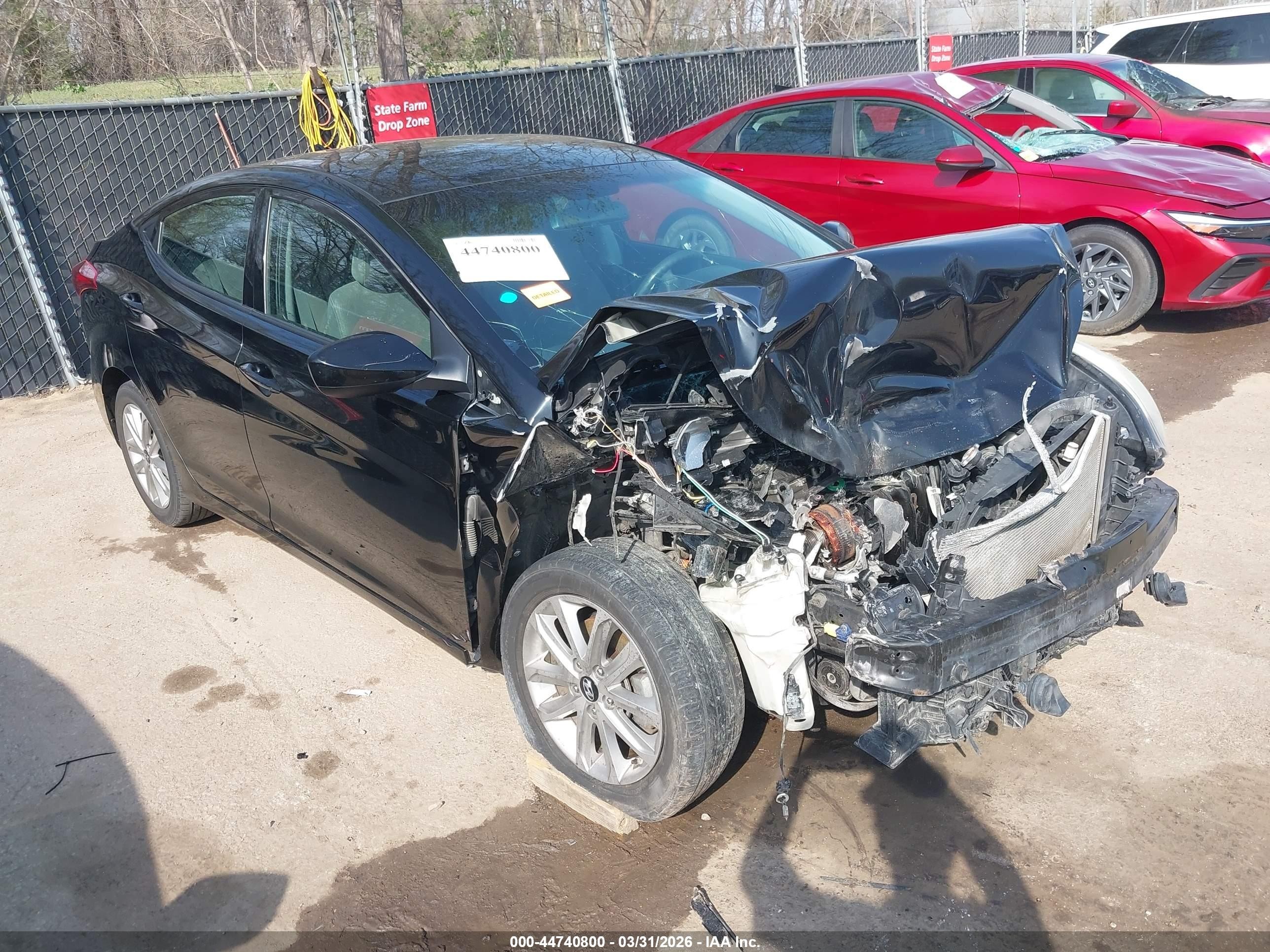 2014 Hyundai Elantra SE, VIN KMHDH4AE7EU037263 — Front end