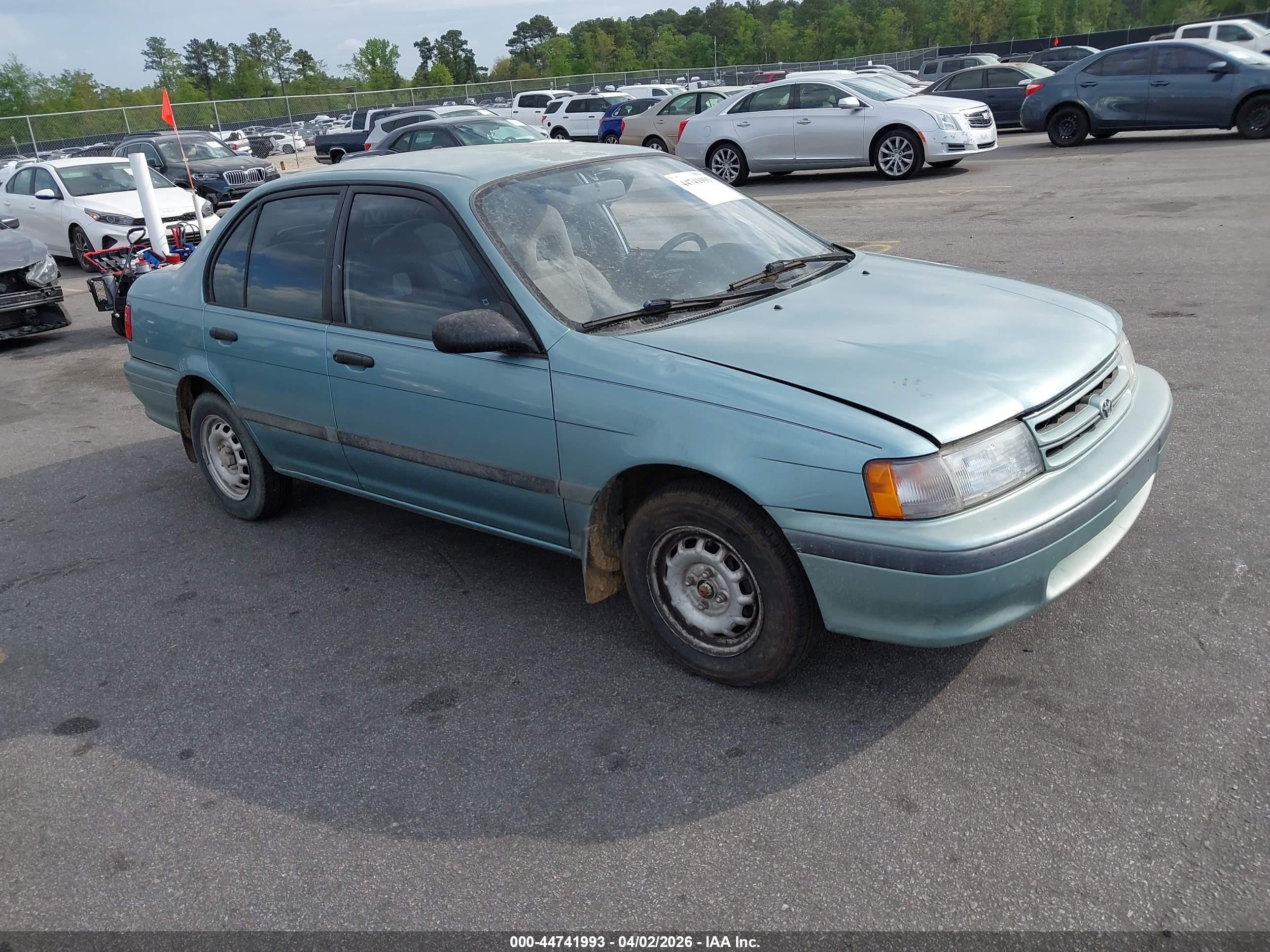 1994 Toyota Tercel DX, VIN JT2EL43T3R0487744 — Side