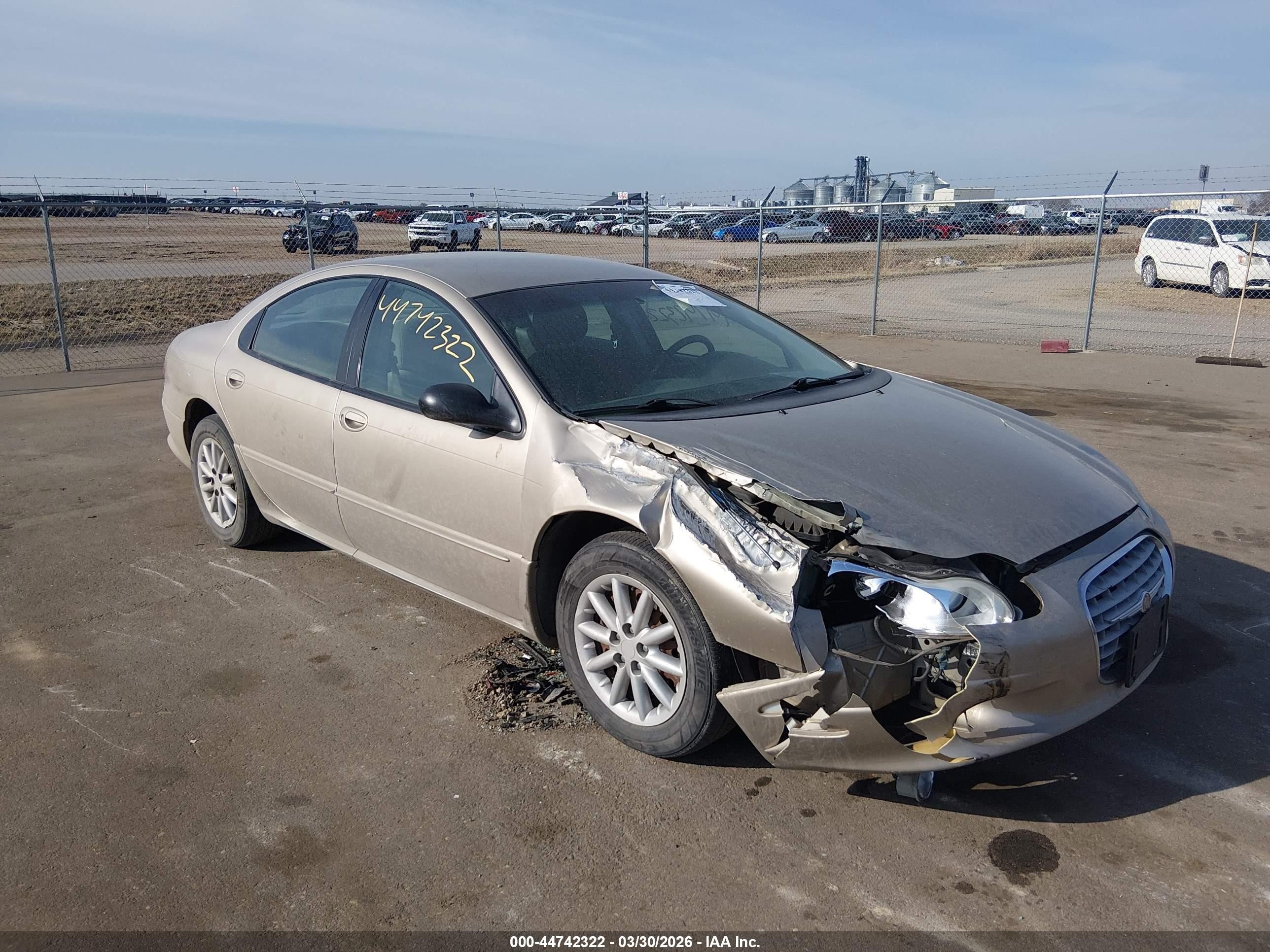 2002 Chrysler Concorde LX, VIN 2C3HD46R52H215302 — Front end