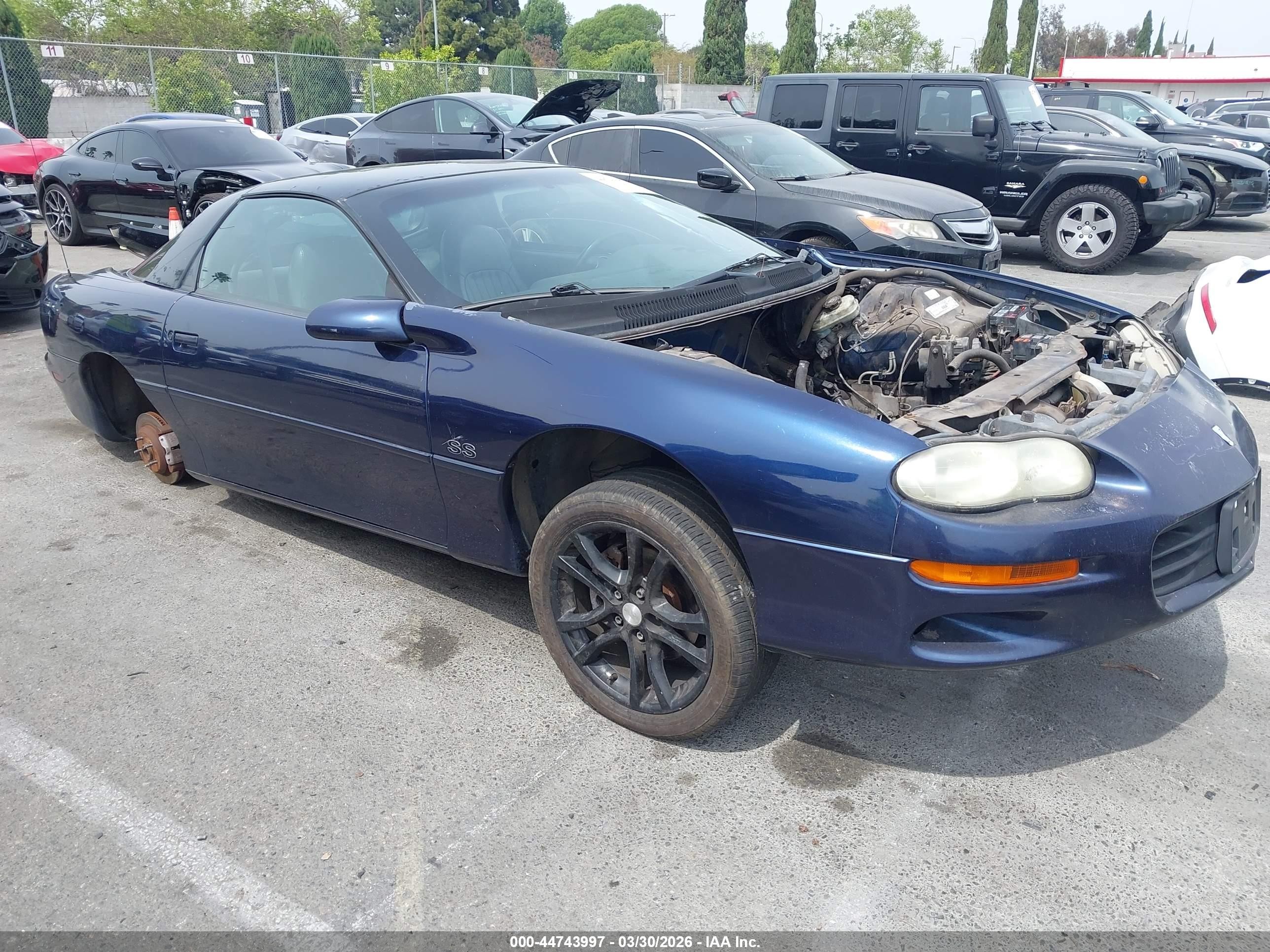 2000 Chevrolet Camaro Z28, VIN 2G1FP22G5Y2170983 — Front end