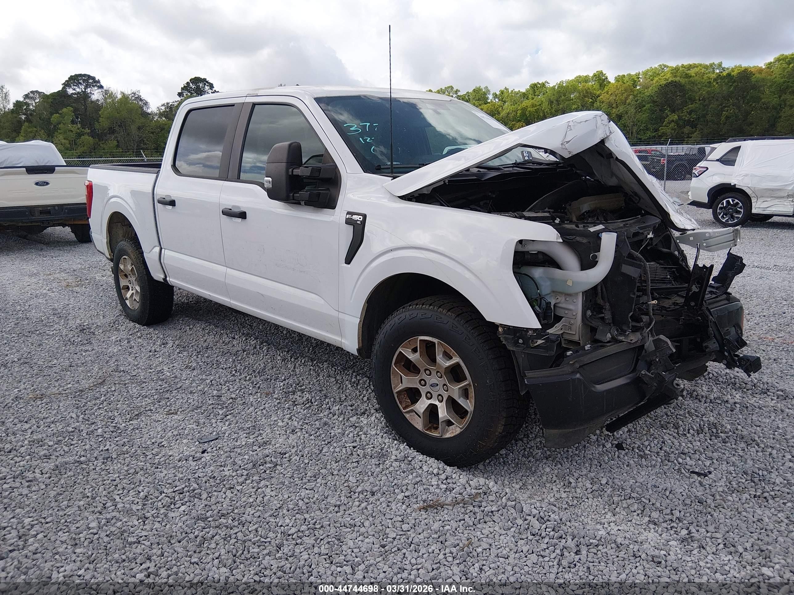 2021 Ford F-150 Police Responder XL, VIN 1FTFW1P82MKE58384 — Front end