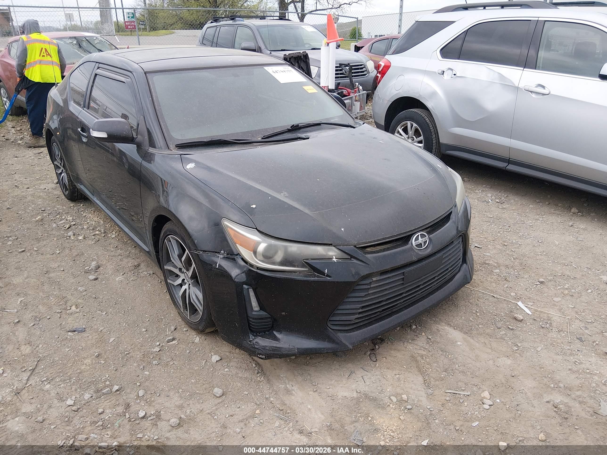 2015 Scion tC, VIN JTKJF5C79F3096624 — Normal wear