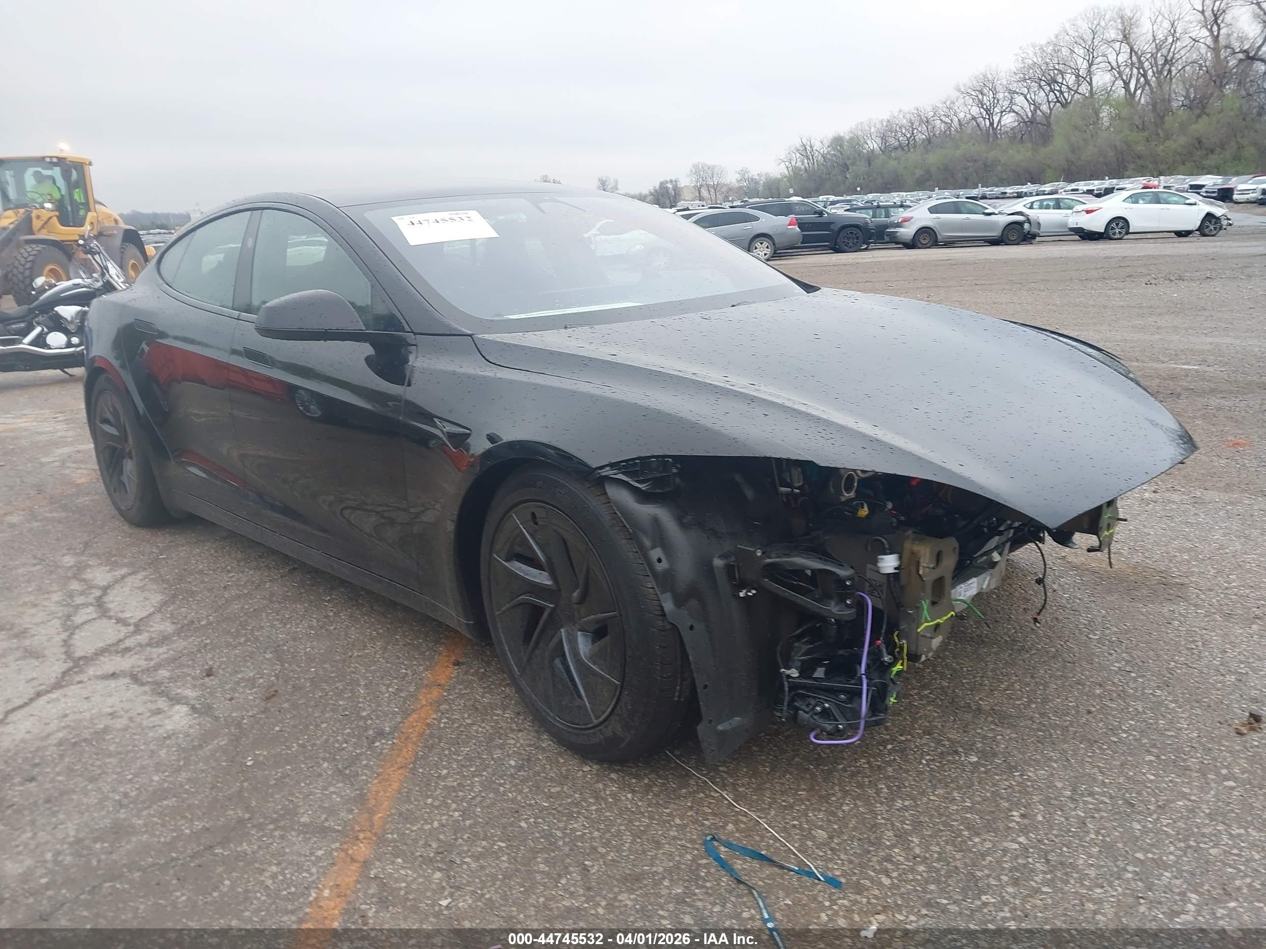 2026 Tesla Model S Plaid, VIN 5YJSA1E66TF557543 — Front end