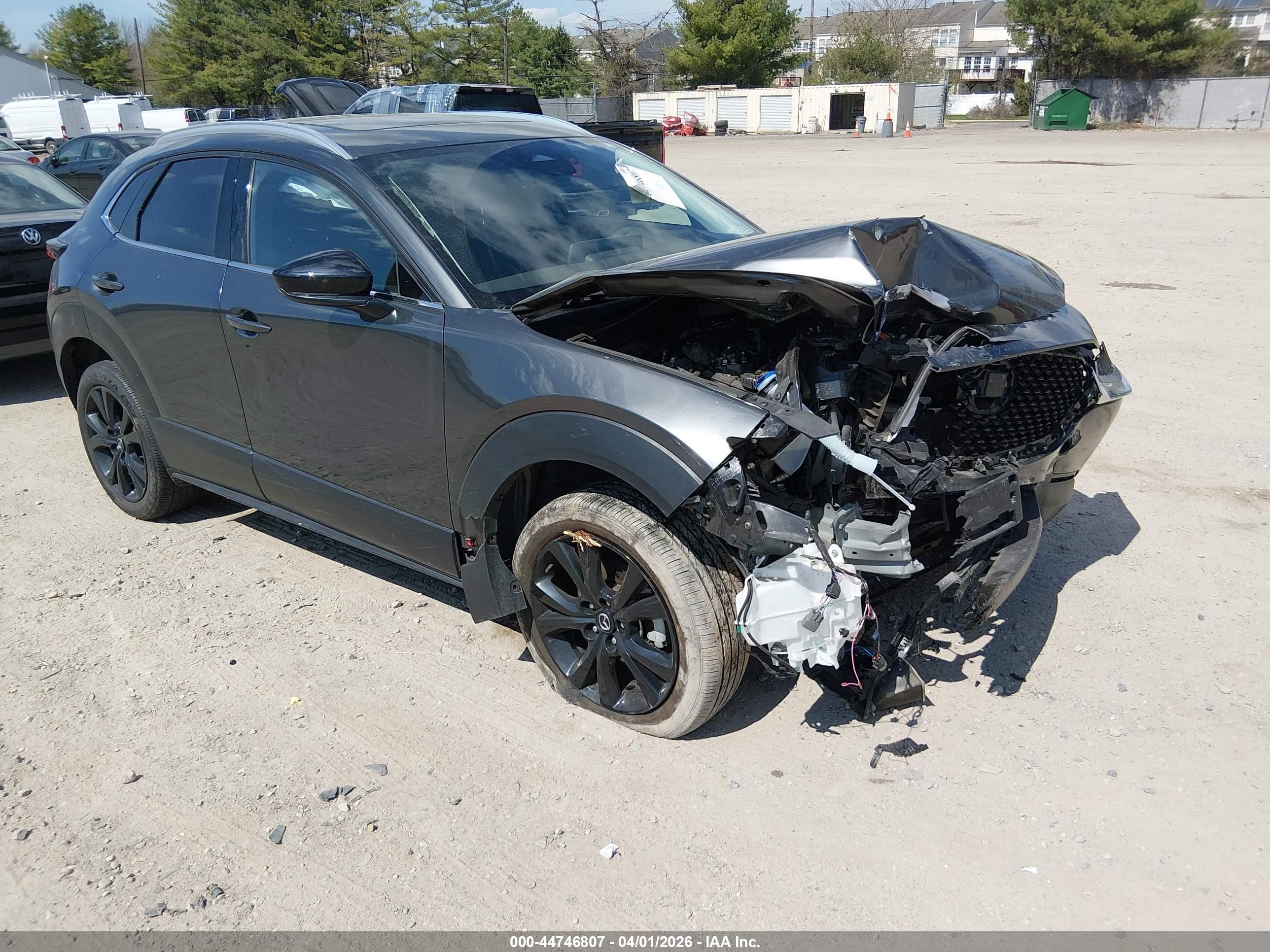 2024 Mazda CX-30 Premium, VIN 3MVDMBDY7RM622878 — Front end