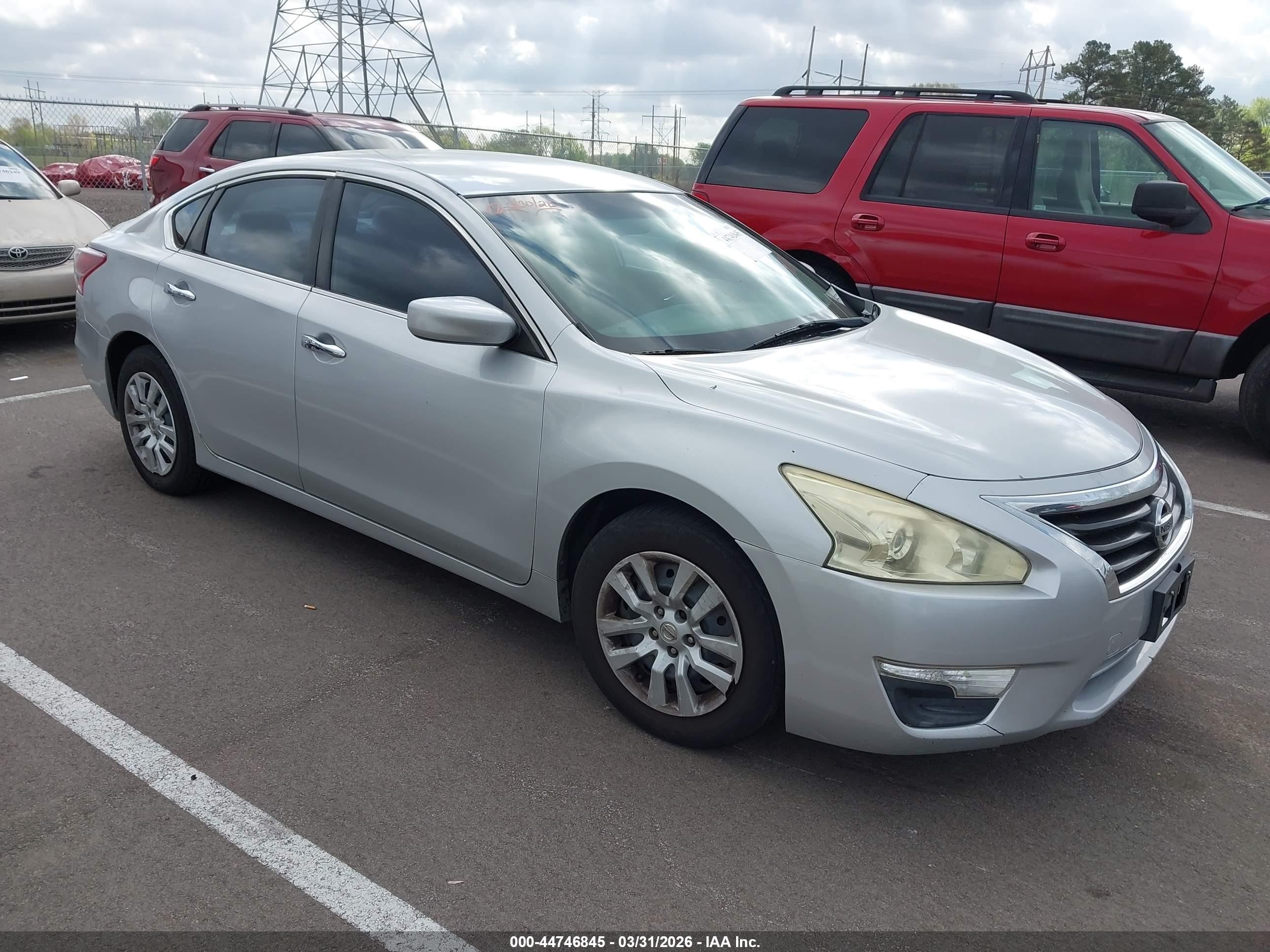 2013 Nissan Altima SL, VIN 1N4AL3AP2DN478928 — Rear end