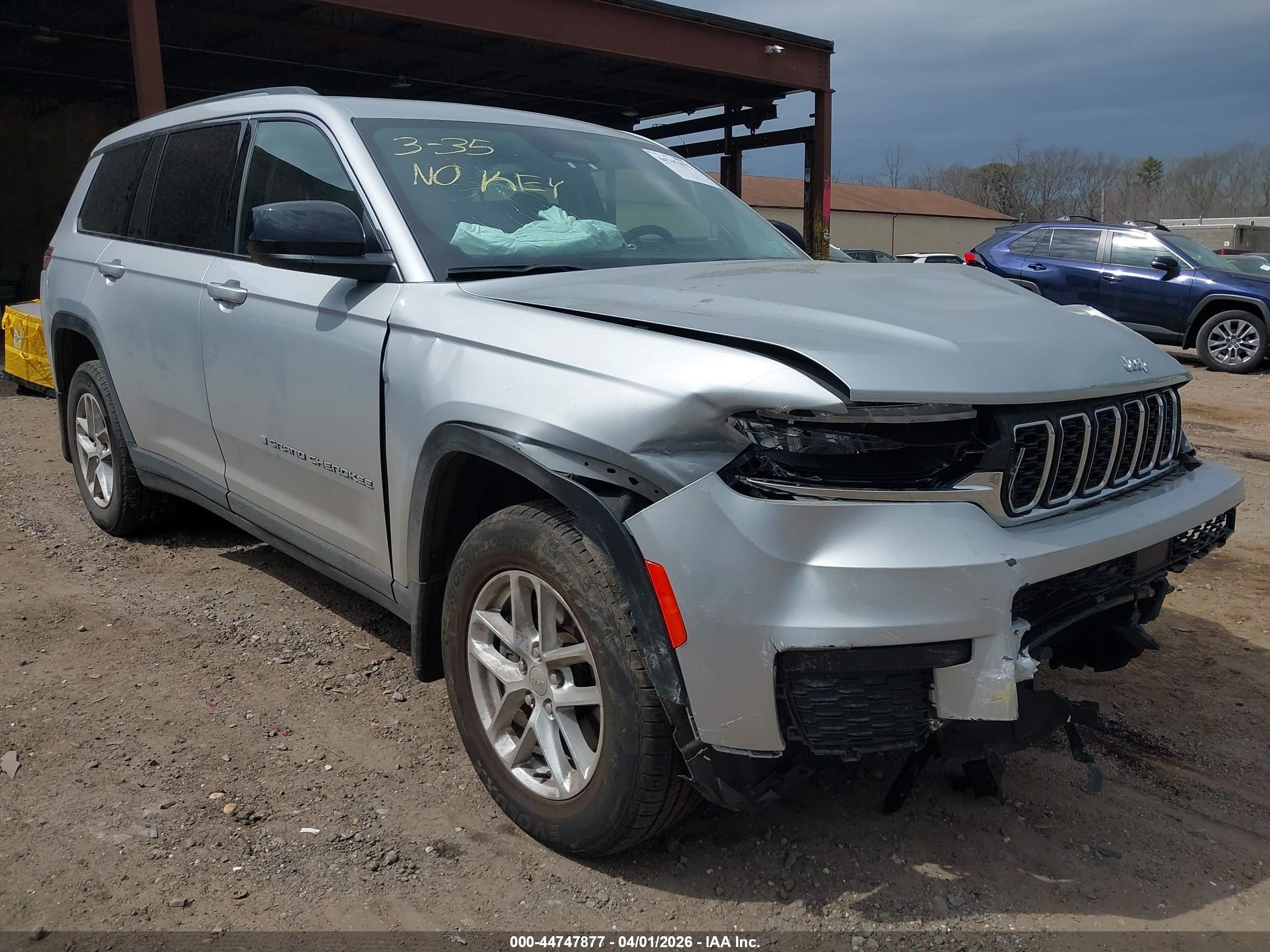 2023 Jeep Grand Cherokee Altitude, VIN 1C4RJKAG8P8700212 — Auction photo