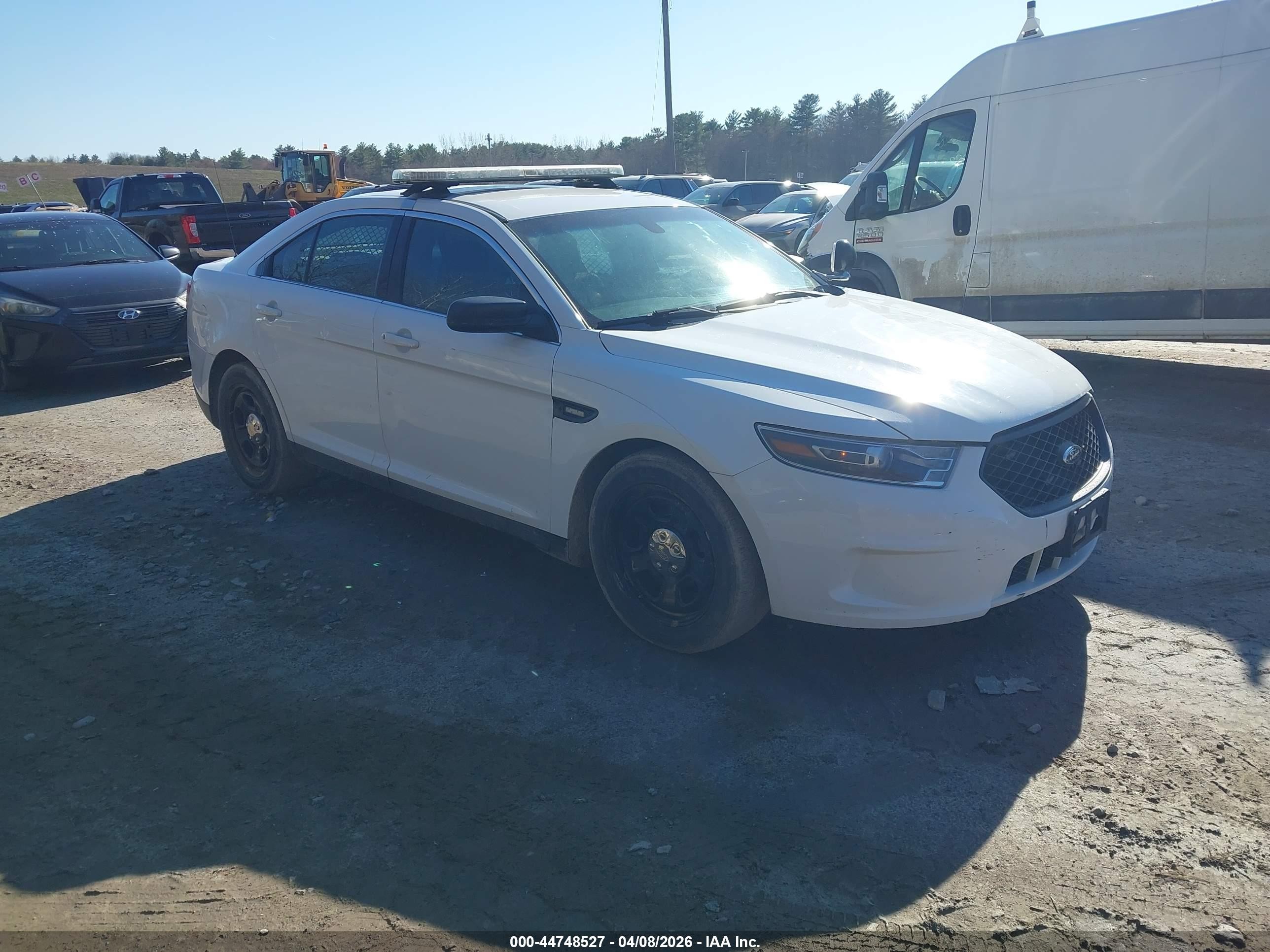 2018 Ford Police Interceptor, VIN 1FAHP2L8XJG141555 — Normal wear