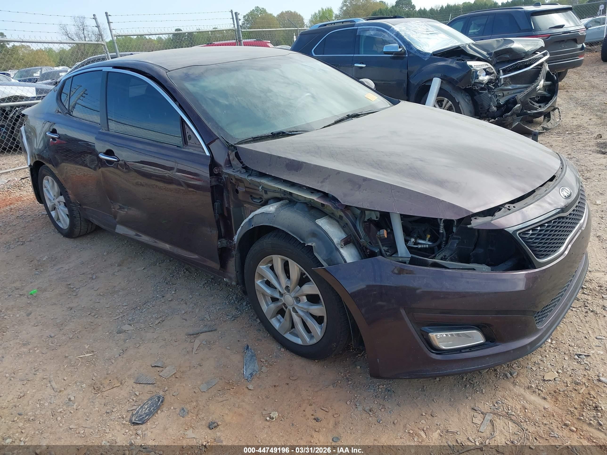 2015 Kia Optima EX, VIN 5XXGN4A72FG444698 — Front end
