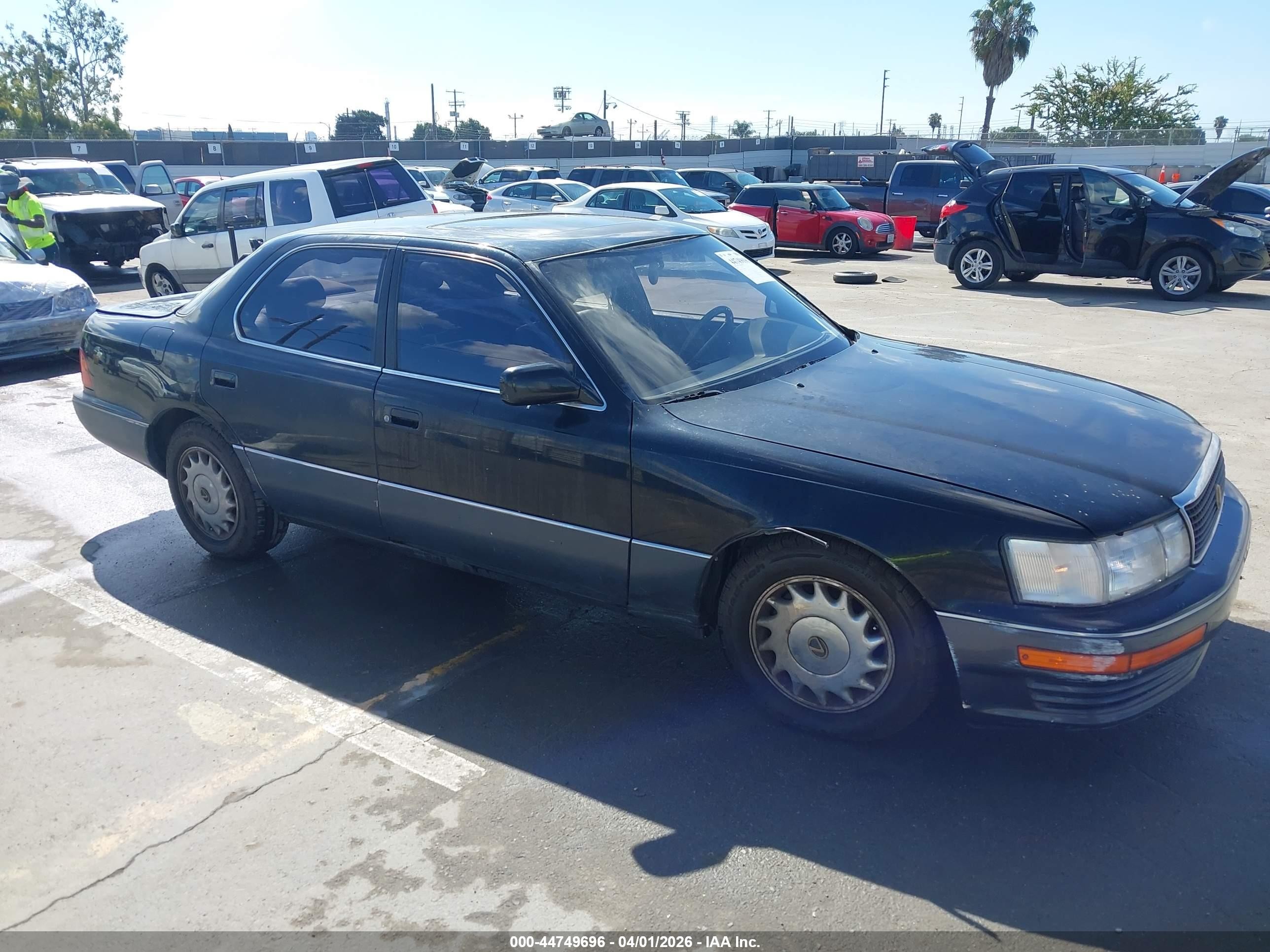 1990 Lexus LS 400, VIN JT8UF11E6L0041591 — All over