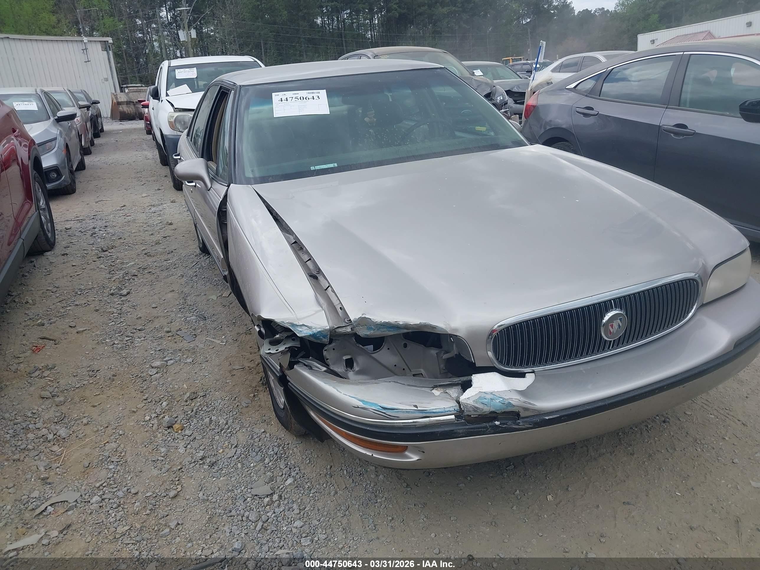 1998 Buick LeSabre Custom, VIN 1G4HP52K6WH401892 — Перед