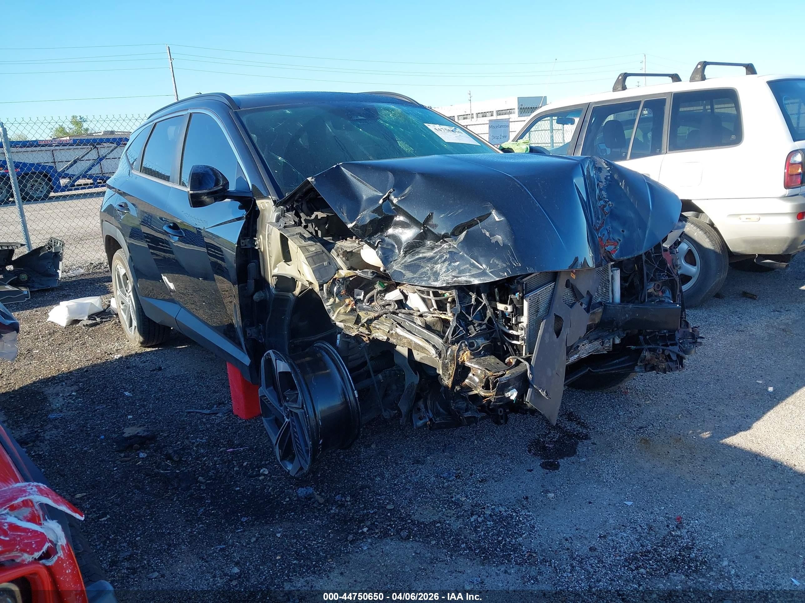 2022 Hyundai Tucson SEL, VIN 5NMJC3AE0NH073691 — Front end