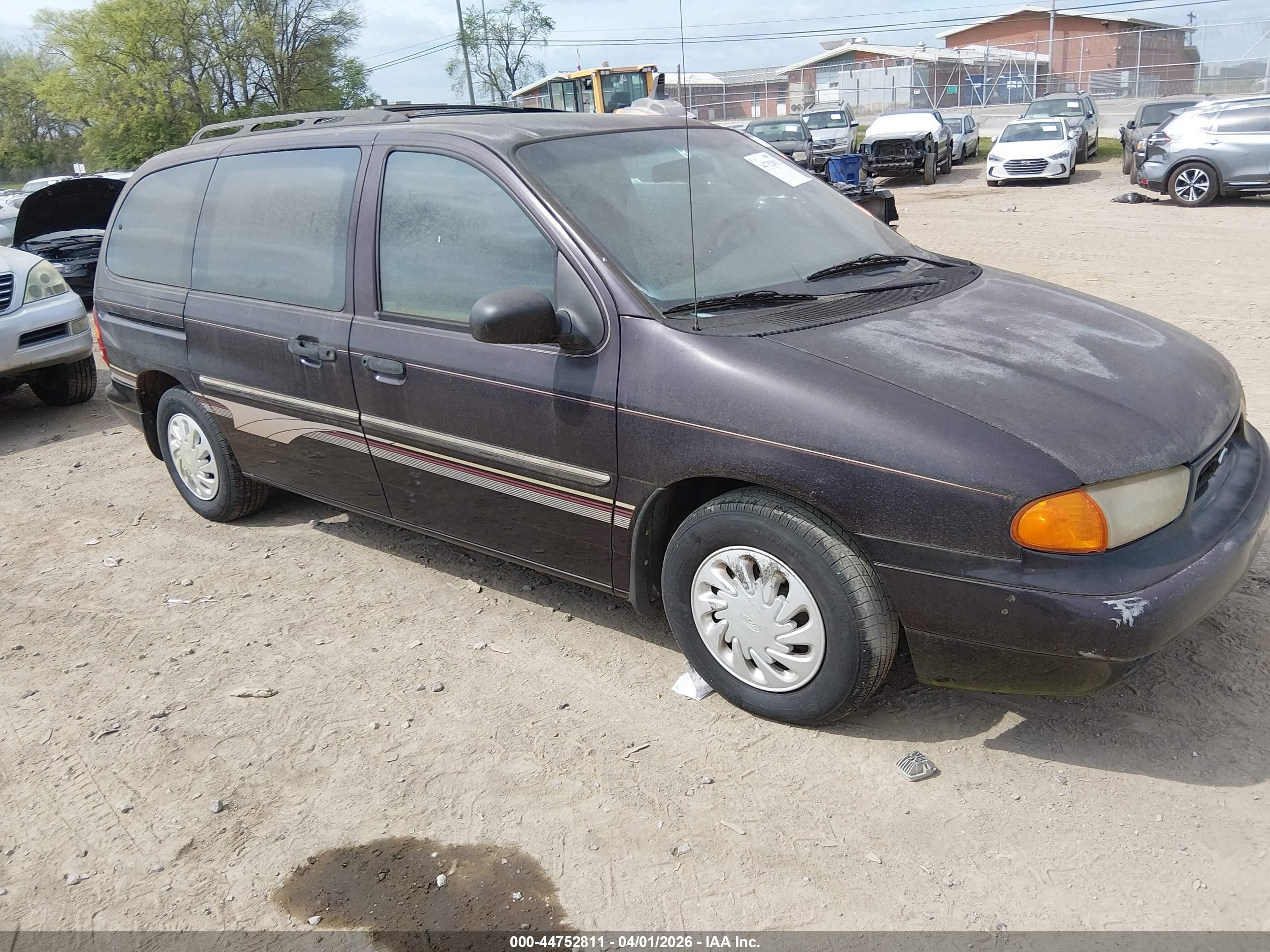 1998 Ford Windstar GL, VIN 2FMDA5141WBB62459 — Normal wear