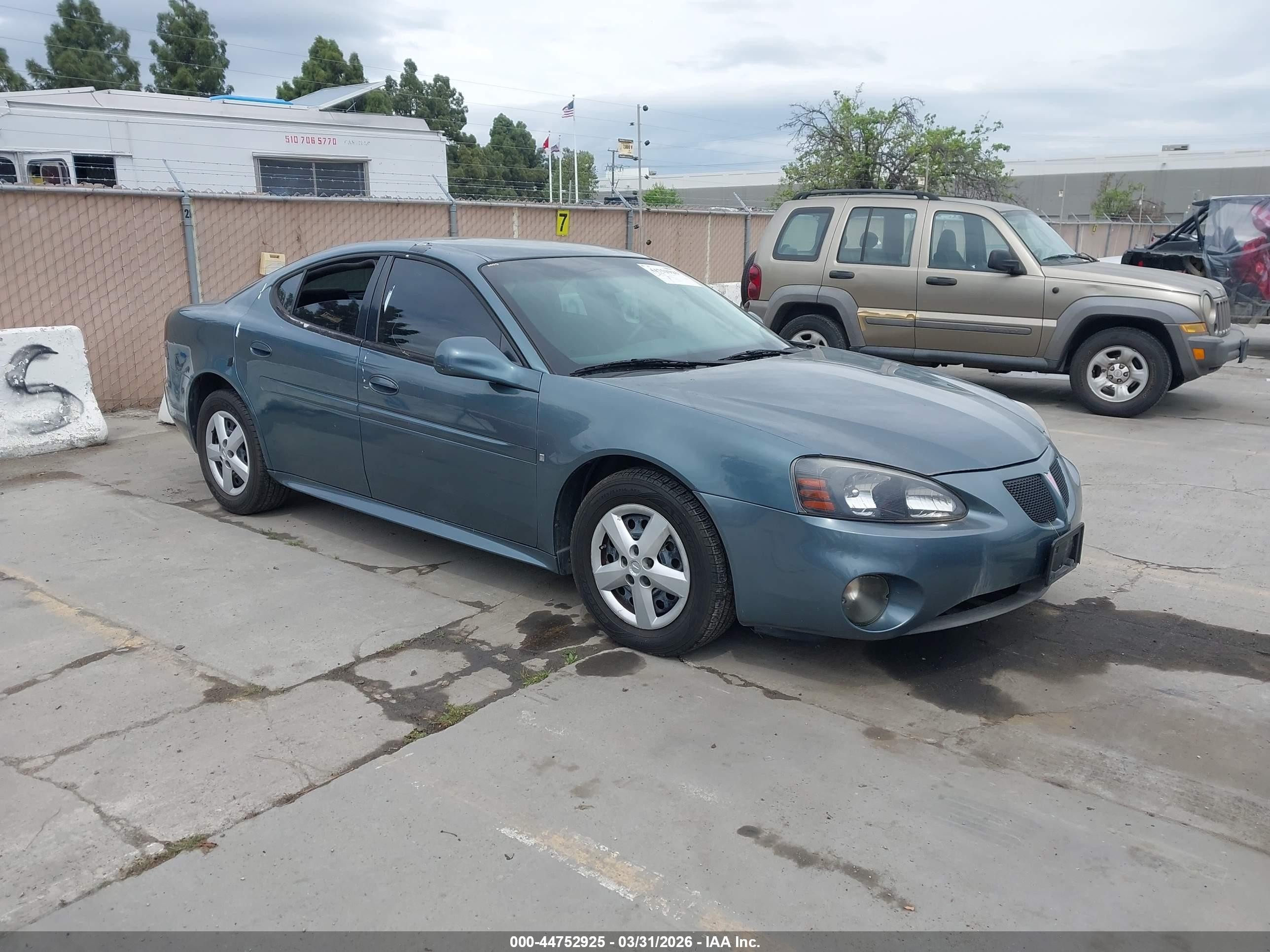2007 Pontiac Grand Prix, VIN 2G2WP552471129827 — Not stated