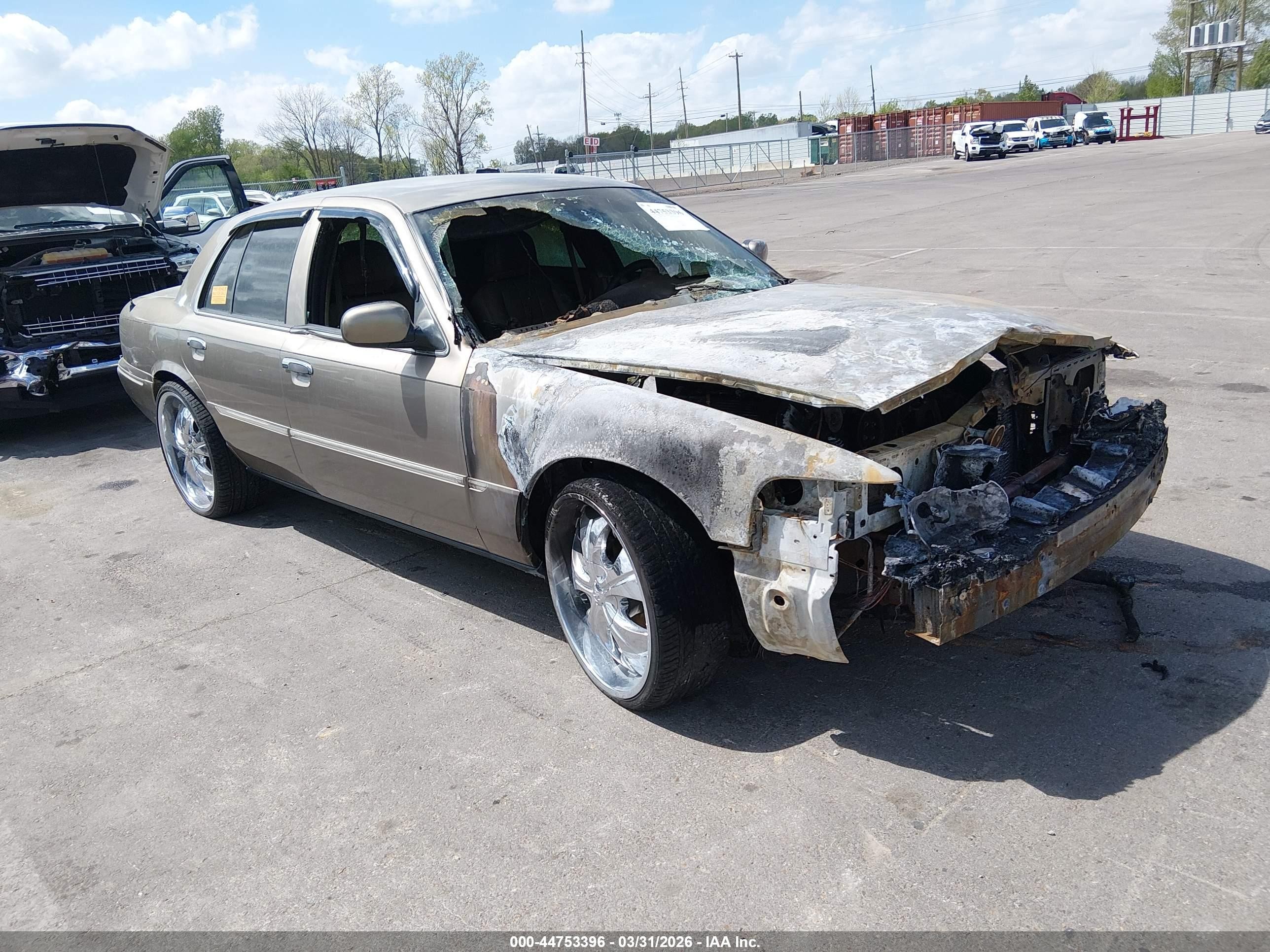 2005 Mercury Grand Marquis LS Premium, VIN 2MEFM75W85X620574 — Interior fire