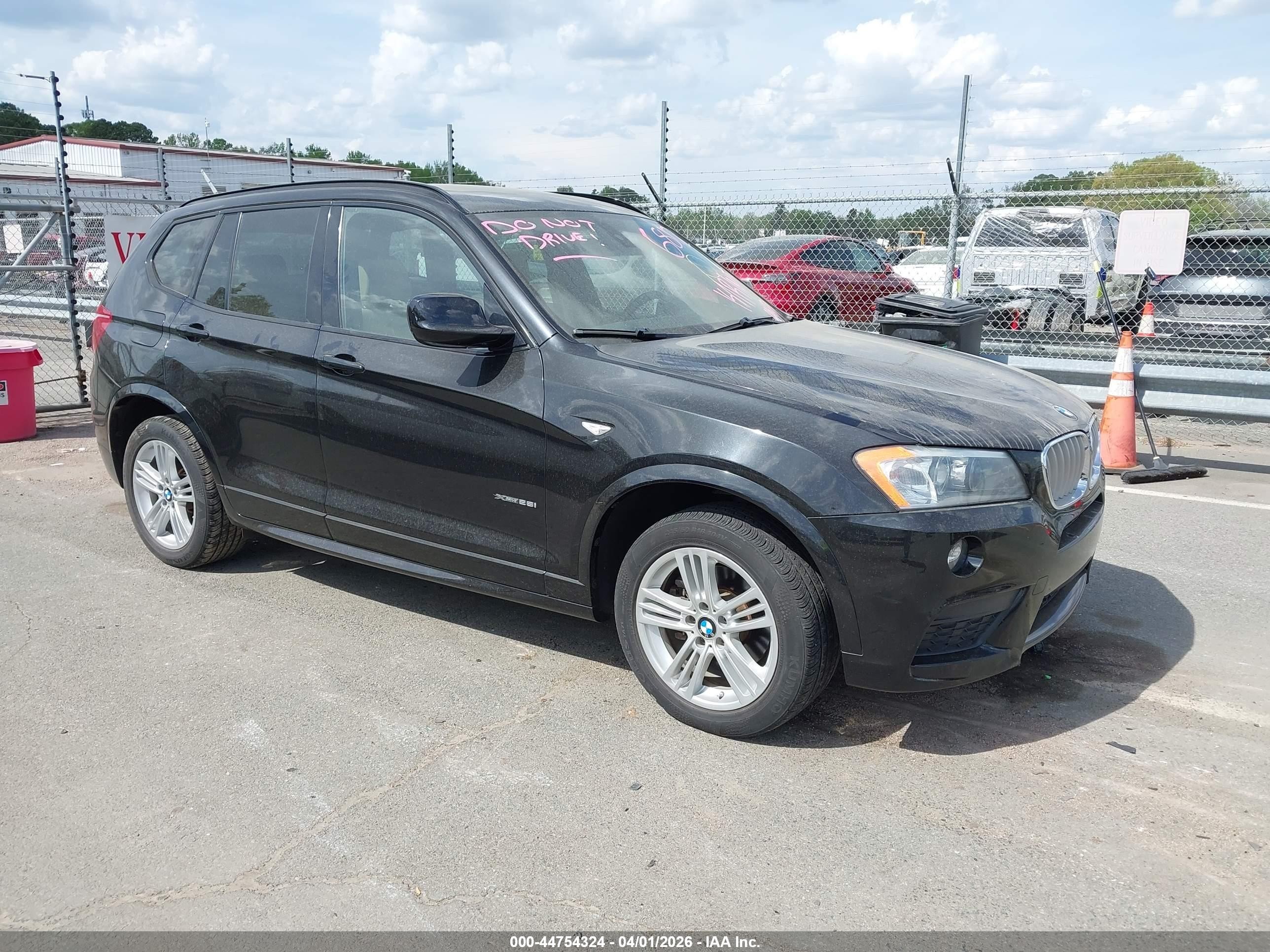 2012 BMW X3 28i, VIN 5UXWX5C57CL716812 — Зад