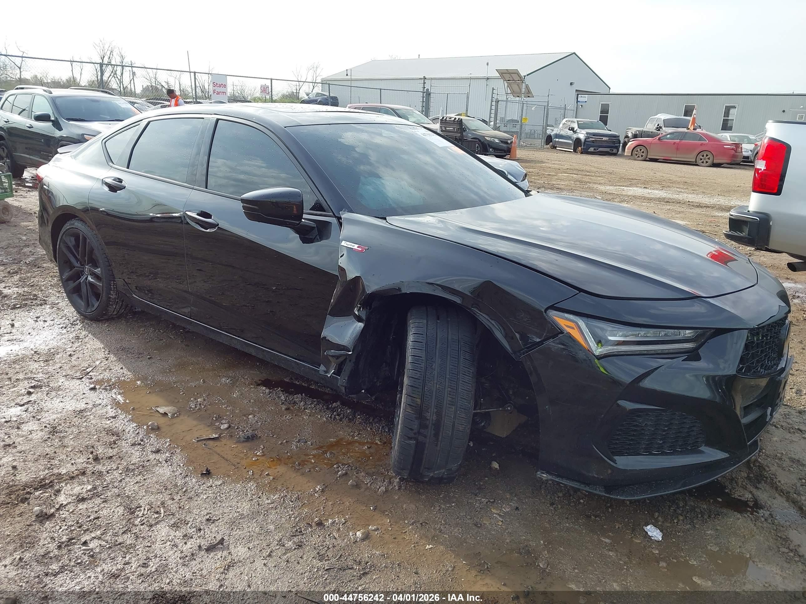 2025 Acura TLX Type S, VIN 19UUB7F08SA001018 — Бок