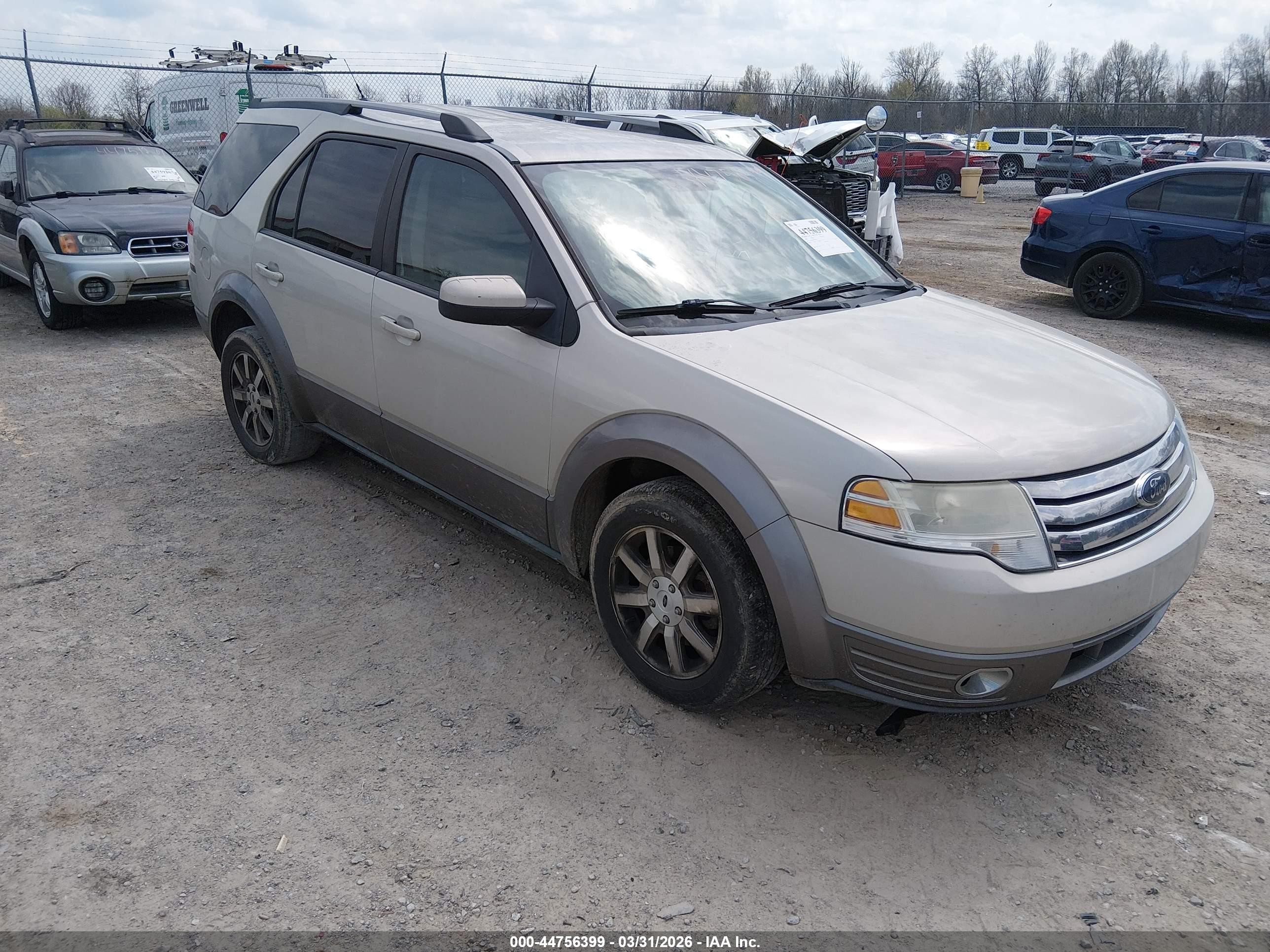 2008 Ford Taurus X SEL, VIN 1FMDK02W48GA30288 — Normal wear