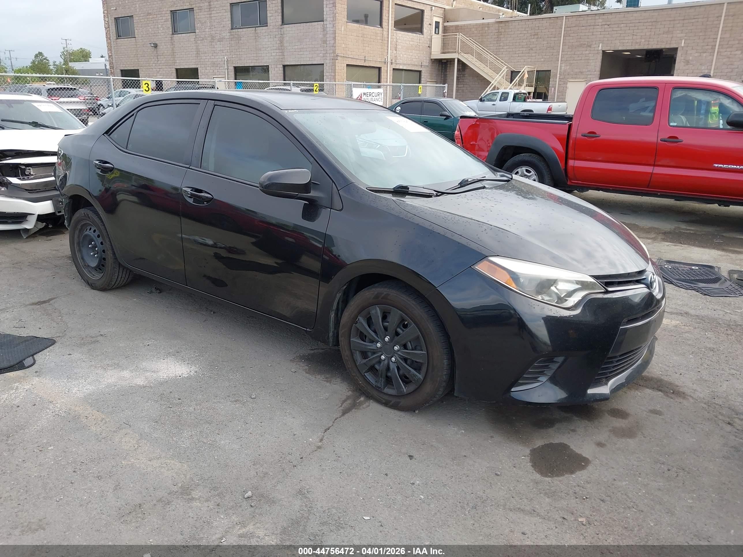 2015 Toyota Corolla LE, VIN 5YFBURHE9FP254368 — Rear end